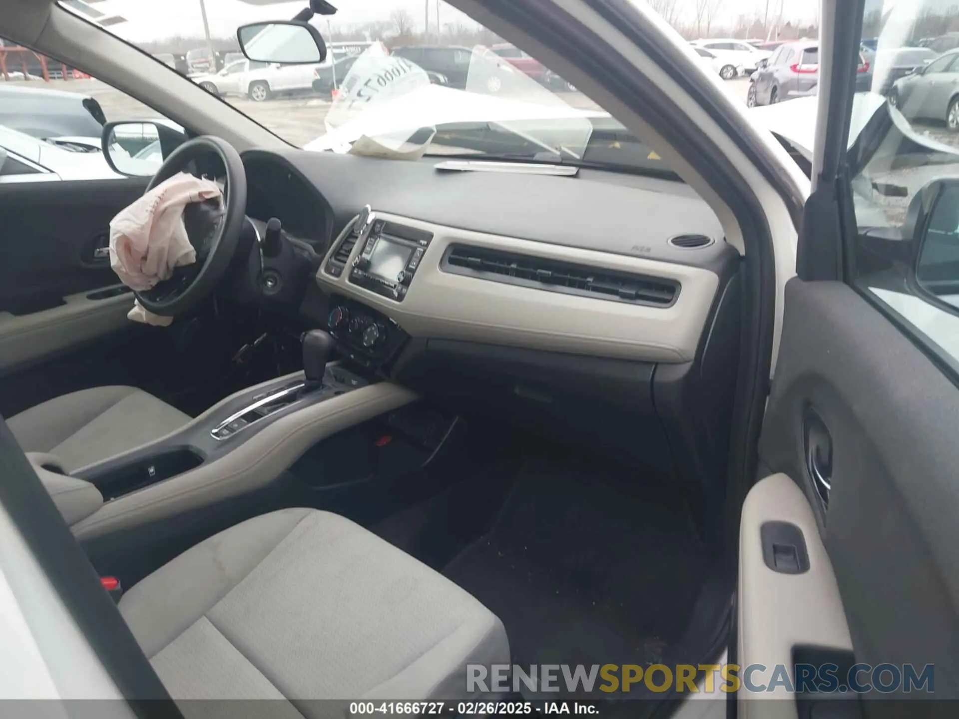 5 fotografías del automóvil dañado 3CZRU6H35LM723173 HONDA HR-V 2020