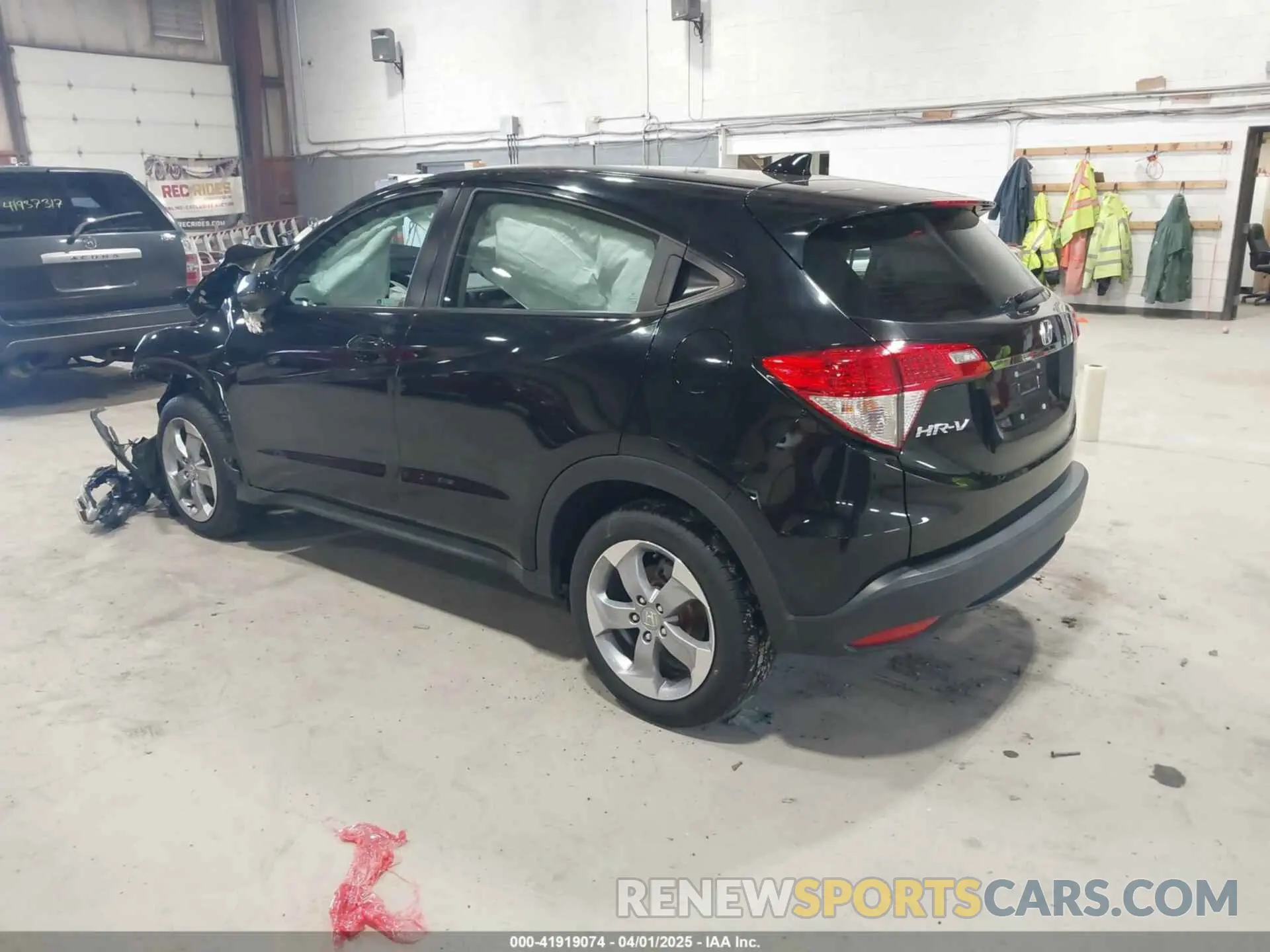 3 fotografías del automóvil dañado 3CZRU6H36LM709511 HONDA HR-V 2020