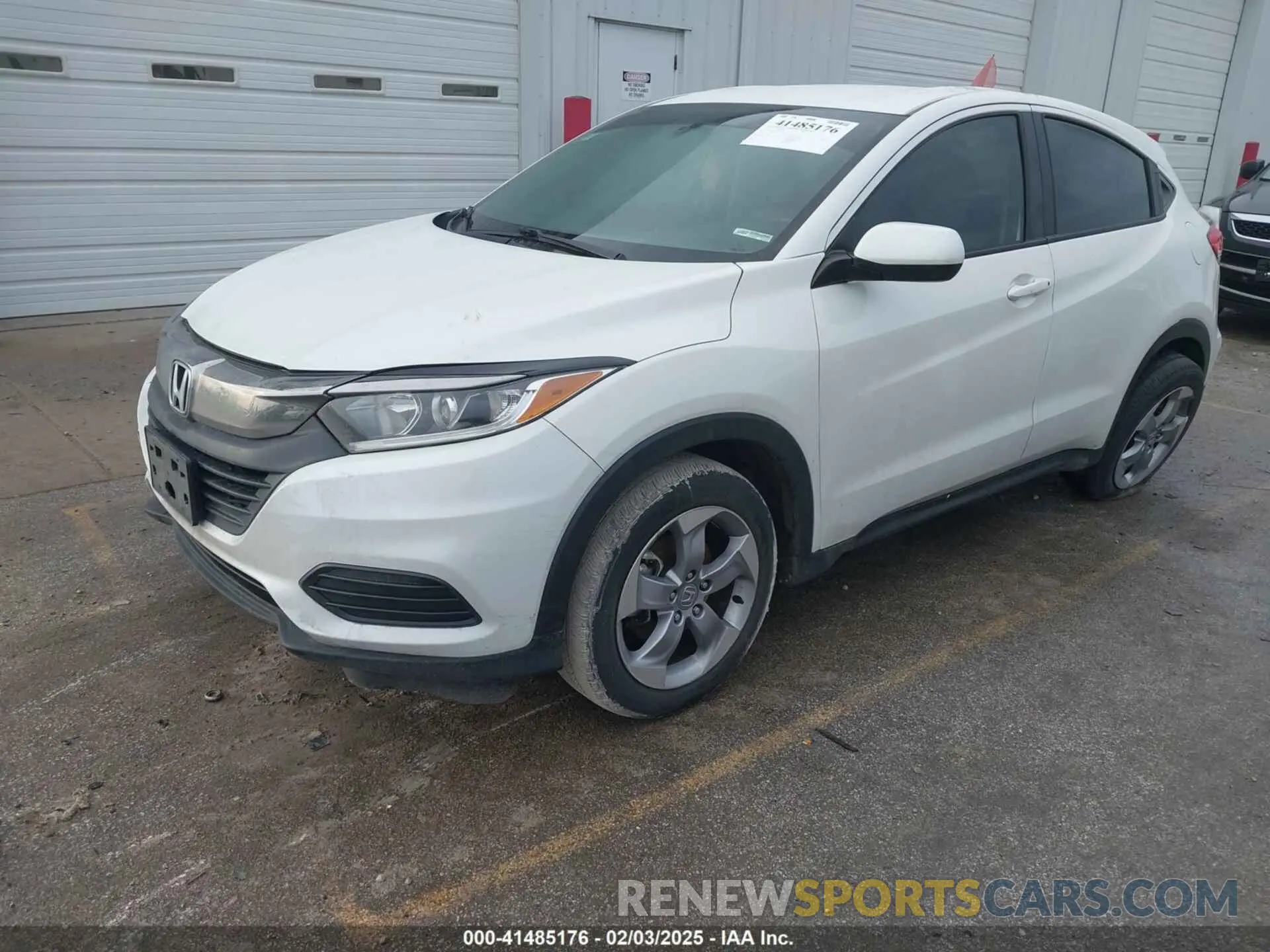 2 fotografías del automóvil dañado 3CZRU6H37LM705371 HONDA HR-V 2020