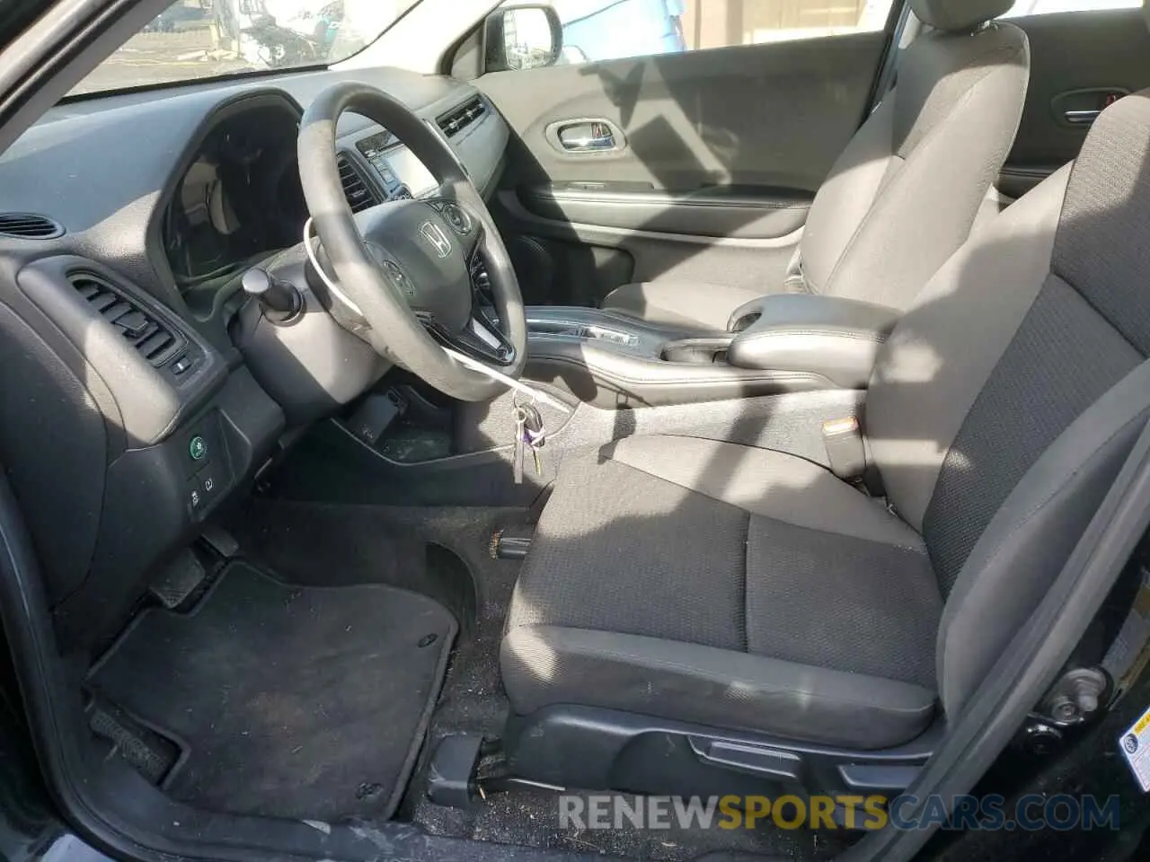 7 fotografías del automóvil dañado 3CZRU6H37LM717021 HONDA HR-V 2020