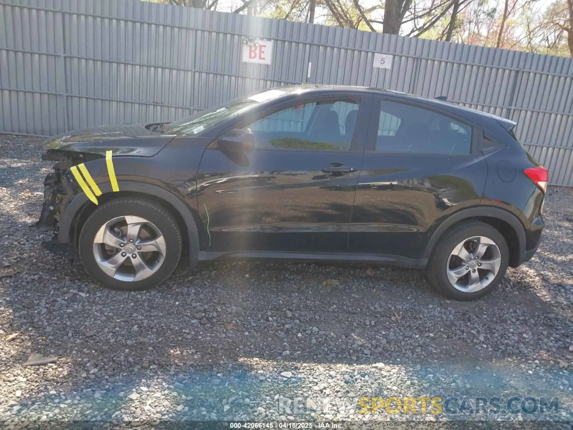 14 fotografías del automóvil dañado 3CZRU6H39LM707834 HONDA HR-V 2020