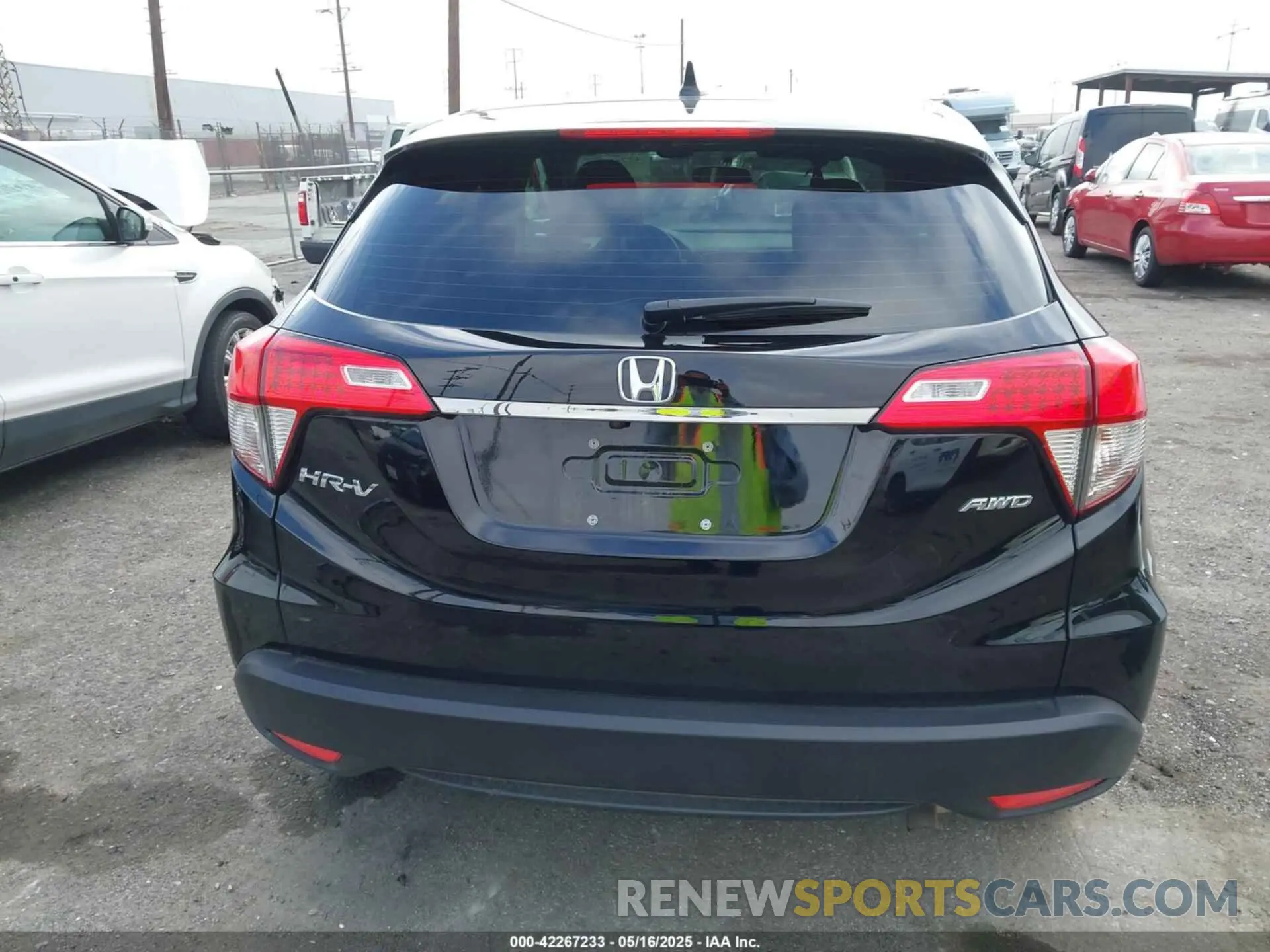 17 fotografías del automóvil dañado 3CZRU6H39LM728490 HONDA HR-V 2020