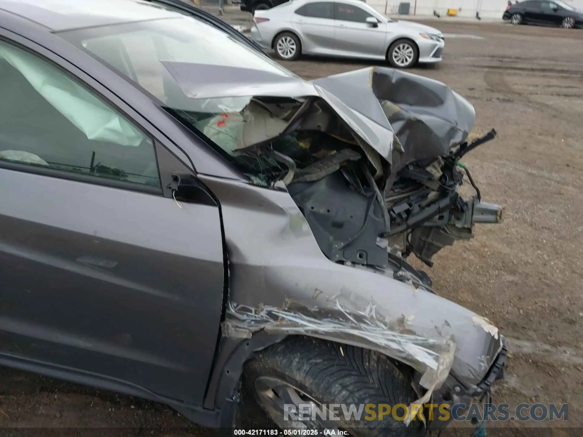 18 fotografías del automóvil dañado 3CZRU6H3XLG702995 HONDA HR-V 2020