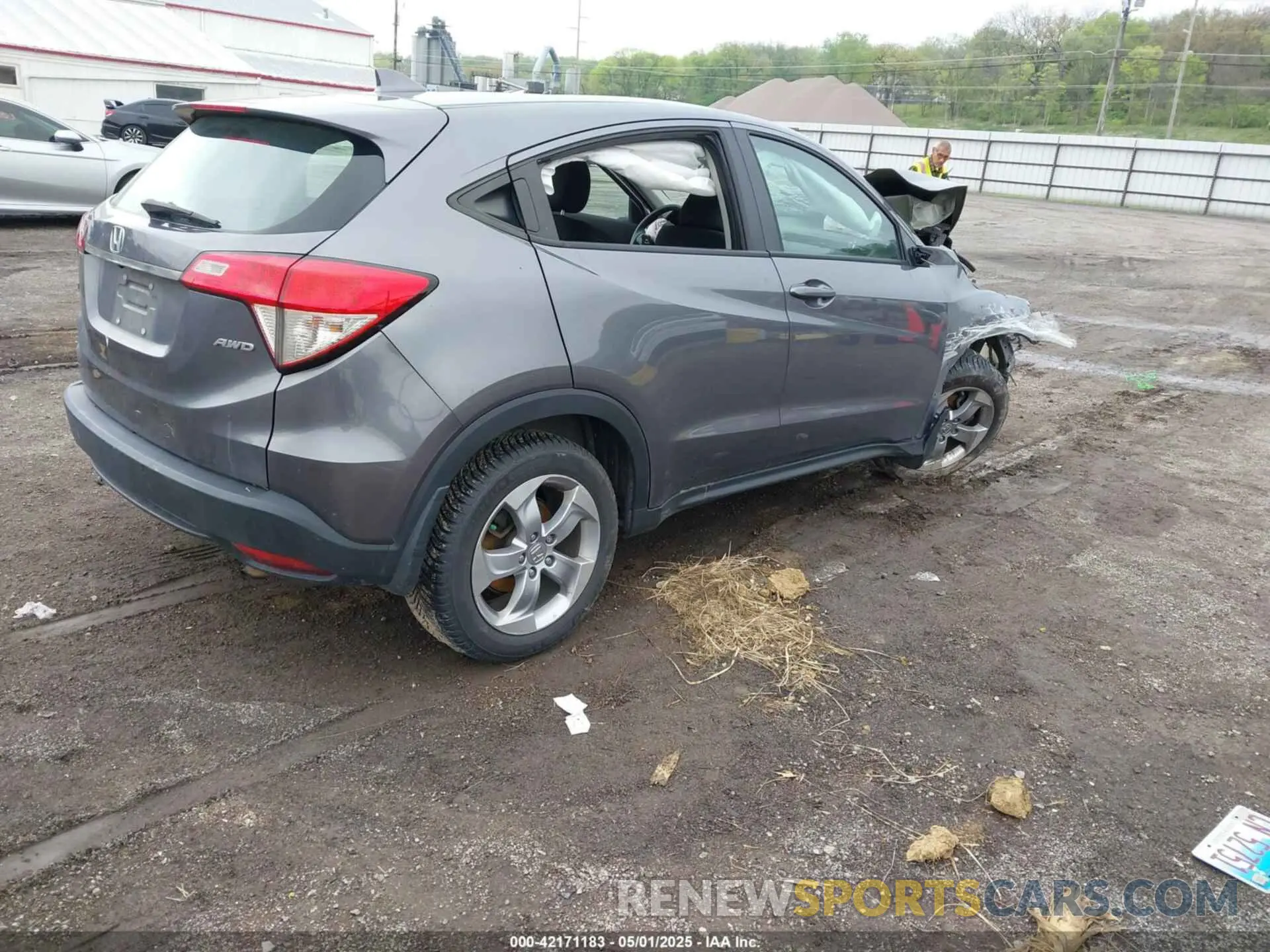 4 fotografías del automóvil dañado 3CZRU6H3XLG702995 HONDA HR-V 2020