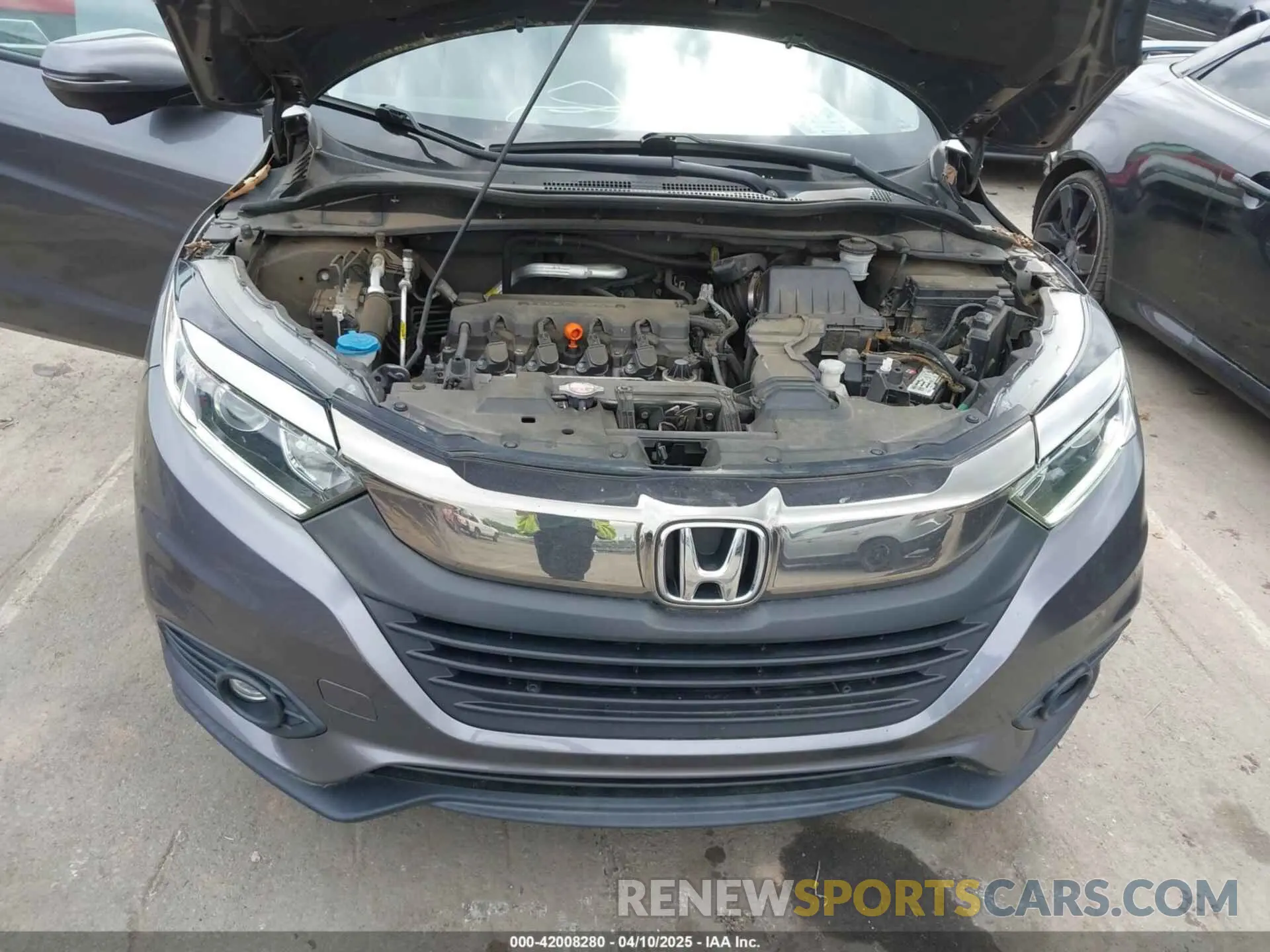 10 fotografías del automóvil dañado 3CZRU6H52LM702847 HONDA HR-V 2020