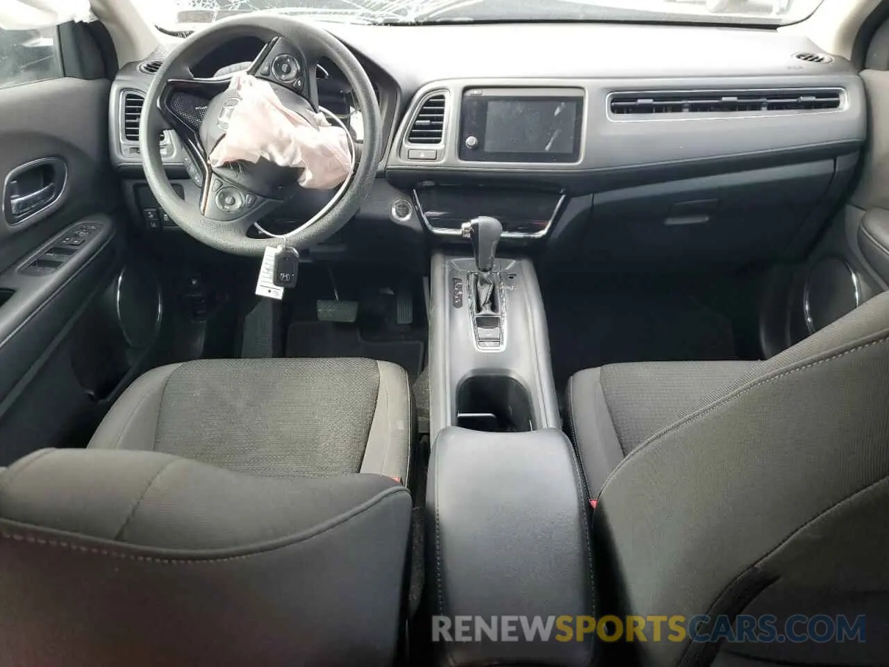 8 fotografías del automóvil dañado 3CZRU6H57LM711141 HONDA HR-V 2020