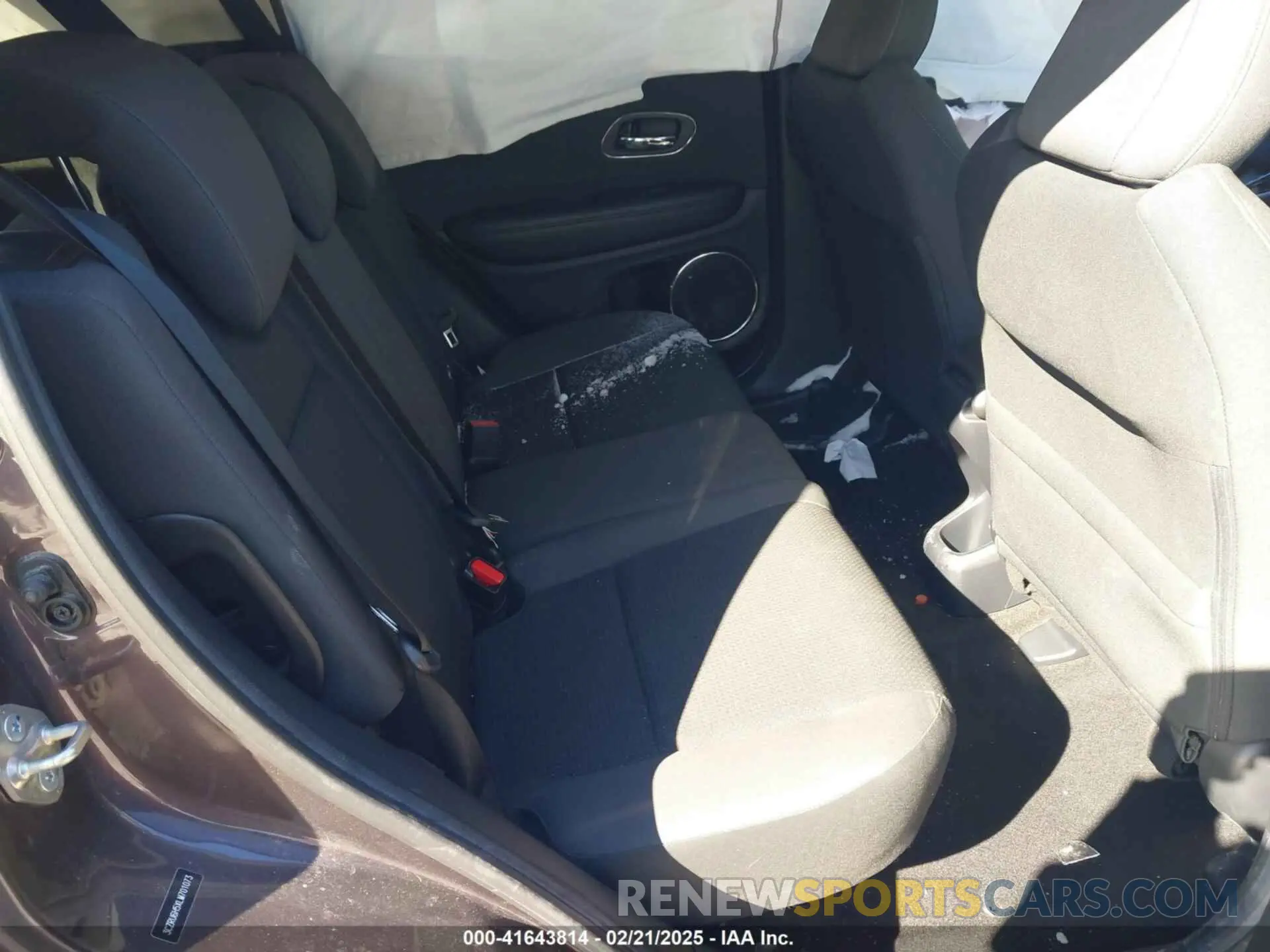 8 fotografías del automóvil dañado 3CZRU6H5XLM701073 HONDA HR-V 2020