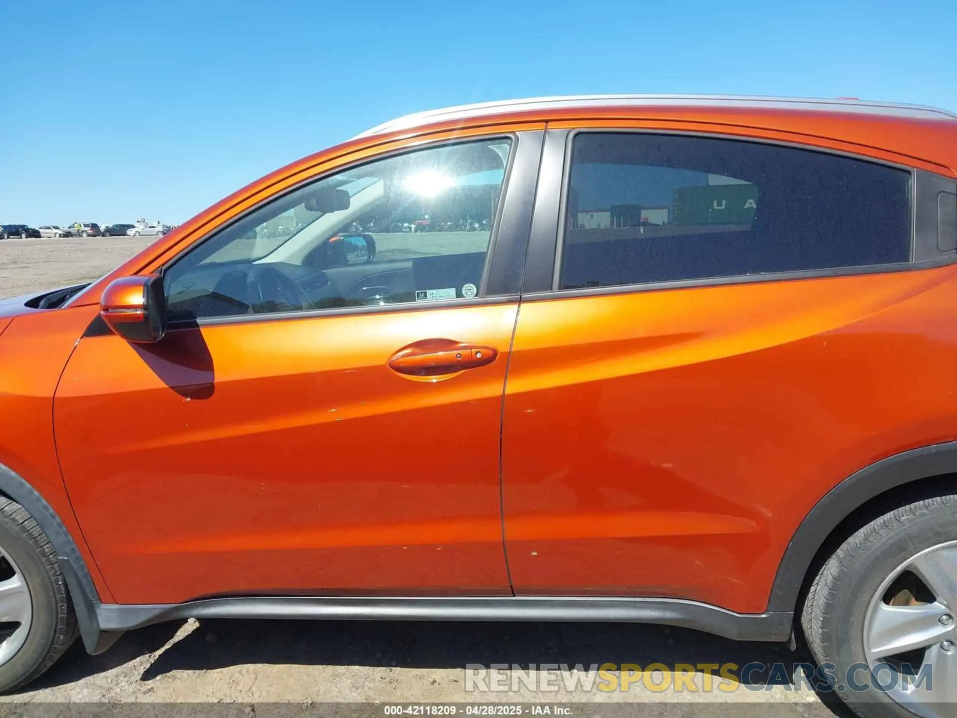 14 fotografías del automóvil dañado 3CZRU6H72LM736059 HONDA HR-V 2020