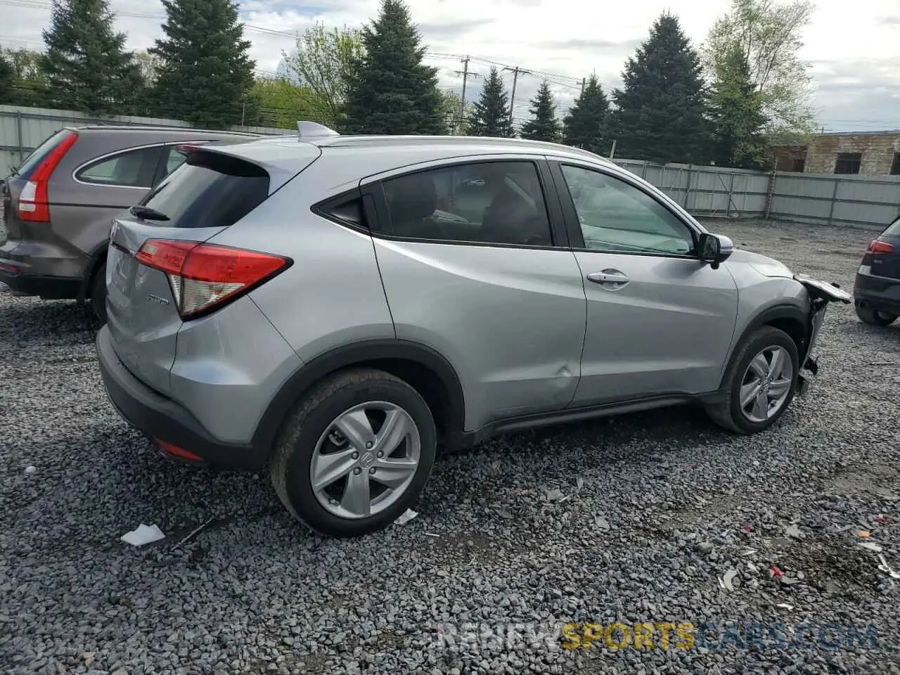 3 fotografías del automóvil dañado 3CZRU6H75LM700219 HONDA HR-V 2020