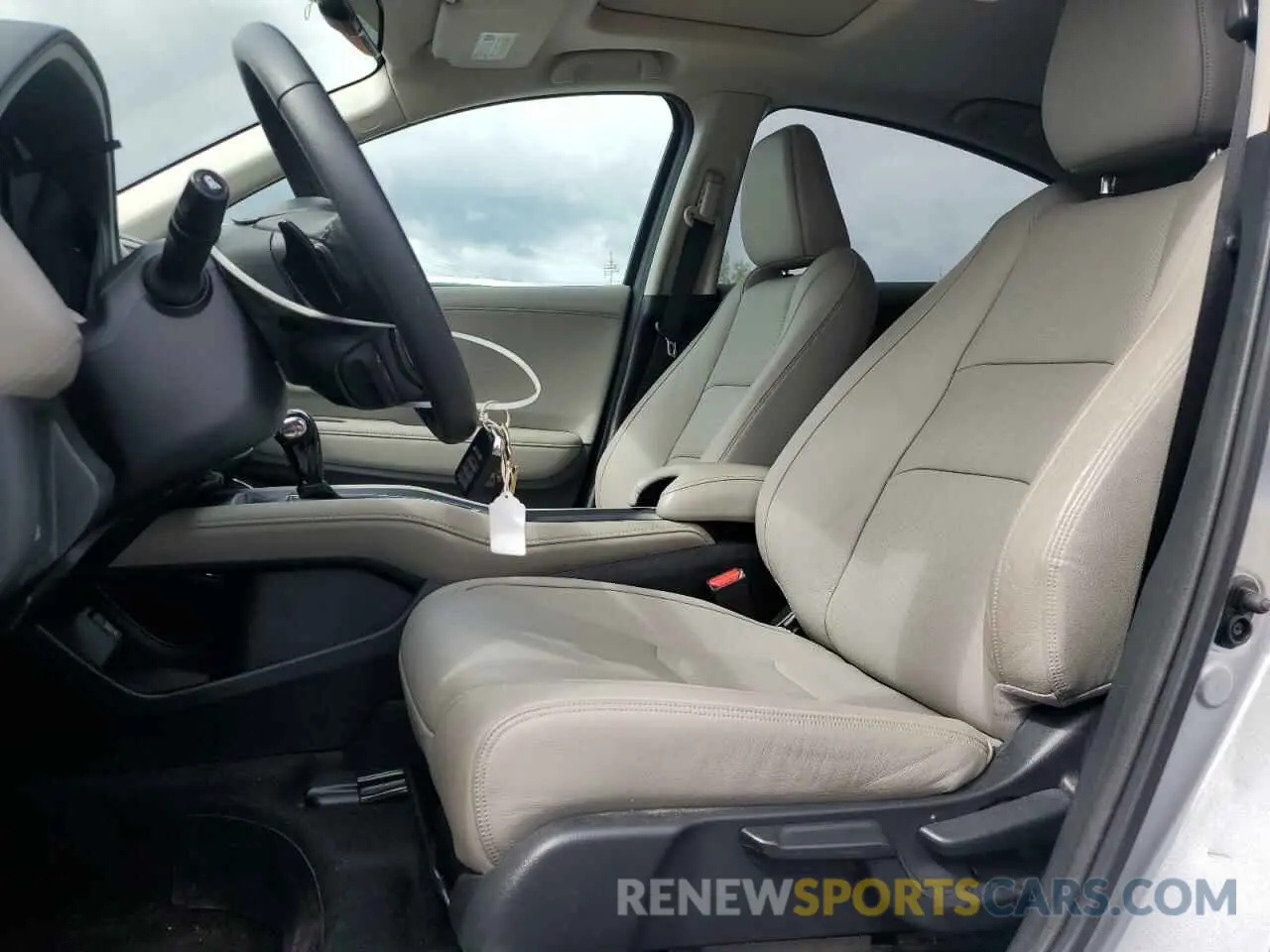 7 fotografías del automóvil dañado 3CZRU6H75LM700219 HONDA HR-V 2020