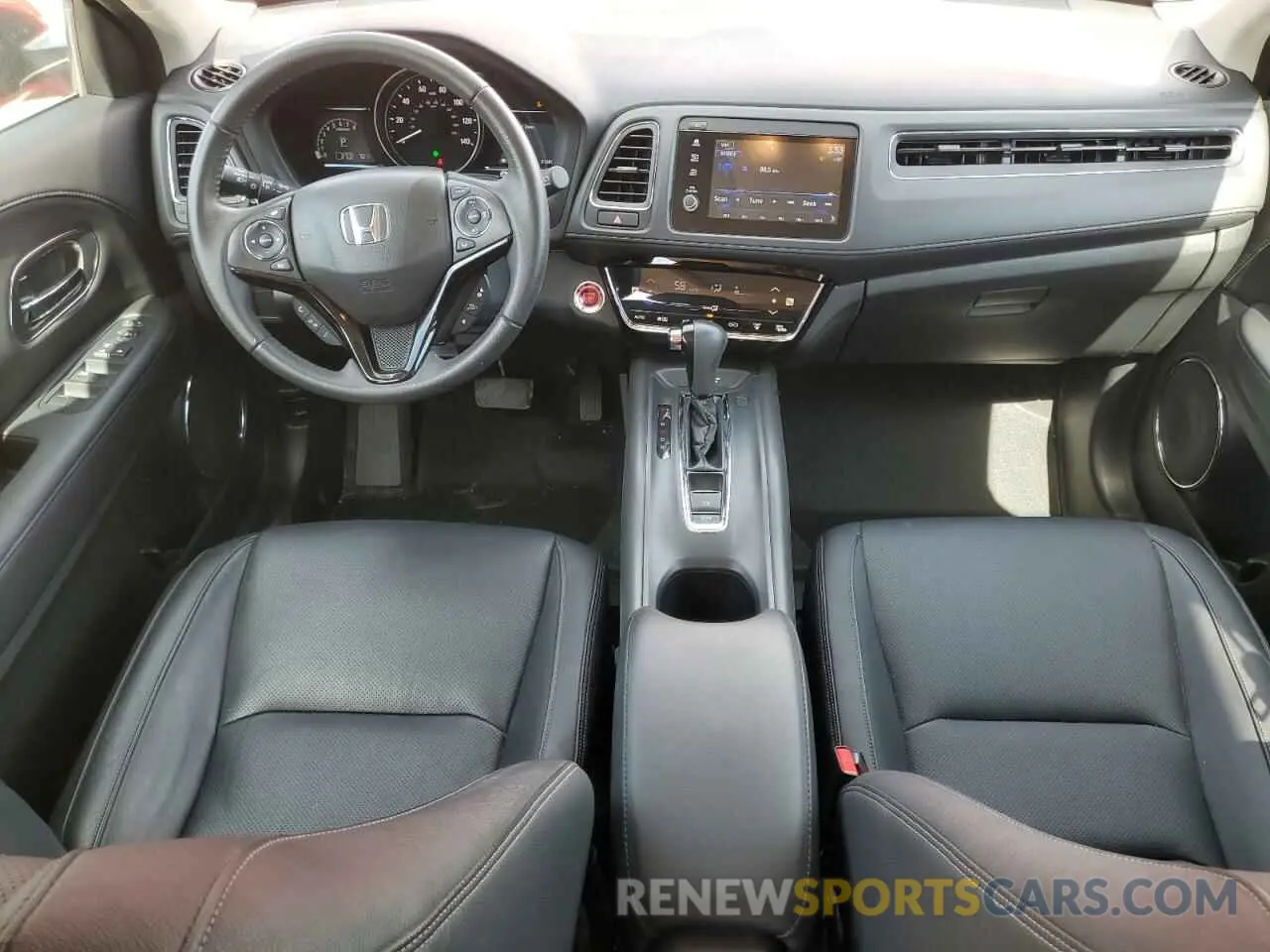 8 fotografías del automóvil dañado 3CZRU6H92LM702432 HONDA HR-V 2020