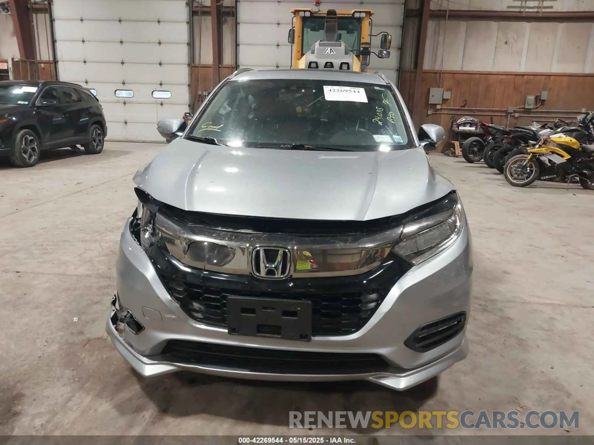 12 fotografías del automóvil dañado 3CZRU6H96LM708203 HONDA HR-V 2020