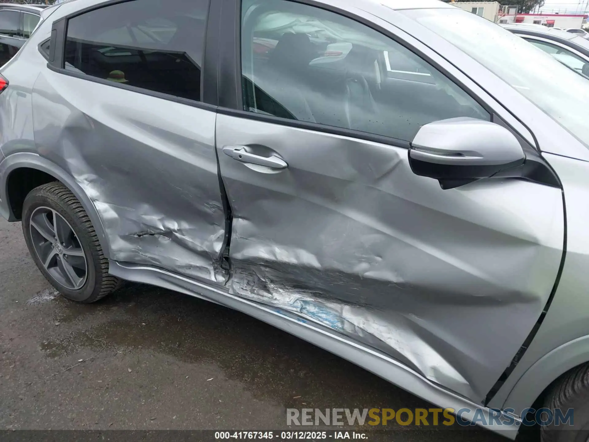 6 fotografías del automóvil dañado 3CZRU6H96LM736440 HONDA HR-V 2020