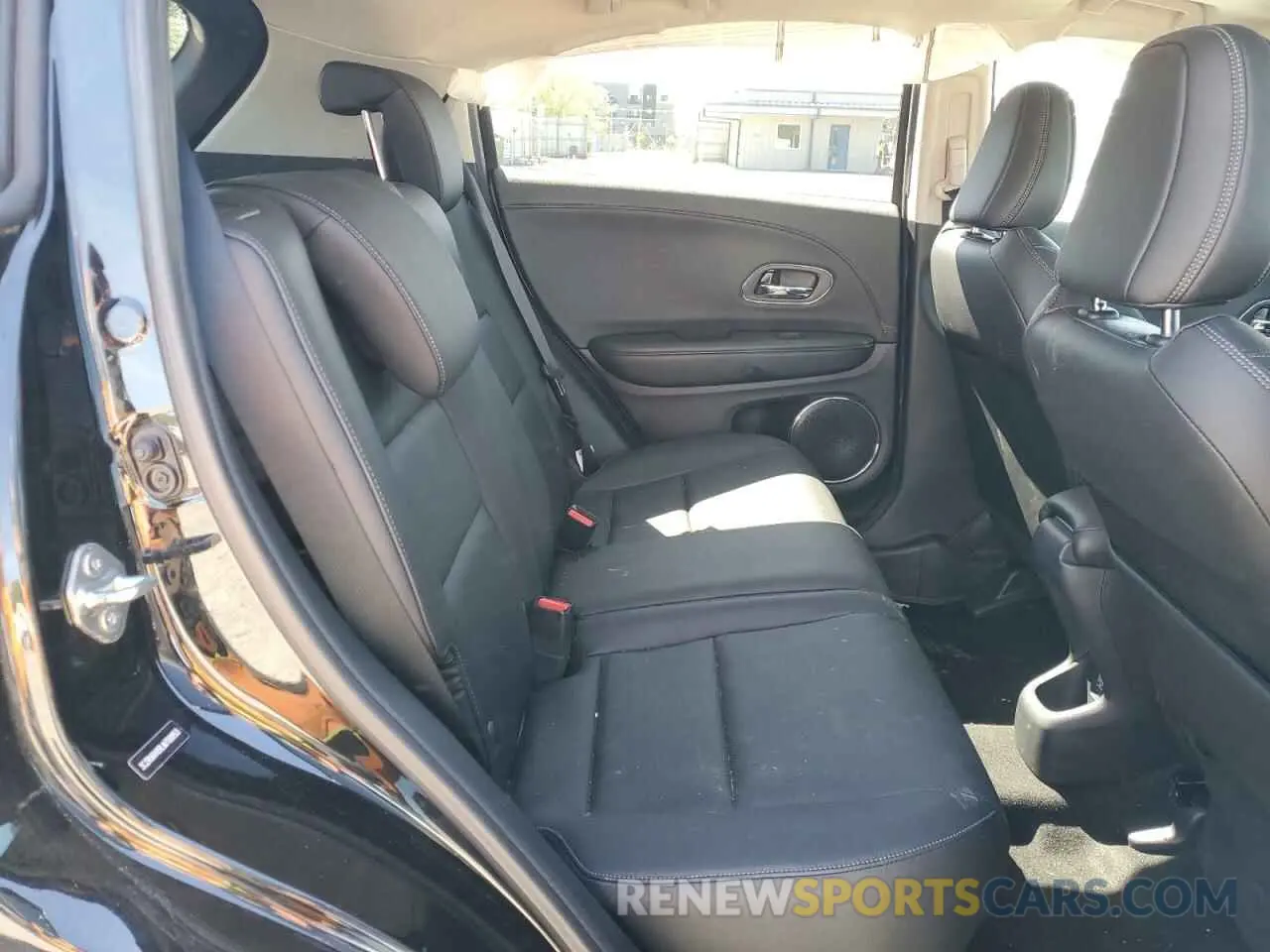 11 fotografías del automóvil dañado 3CZRU6H99LM700953 HONDA HR-V 2020