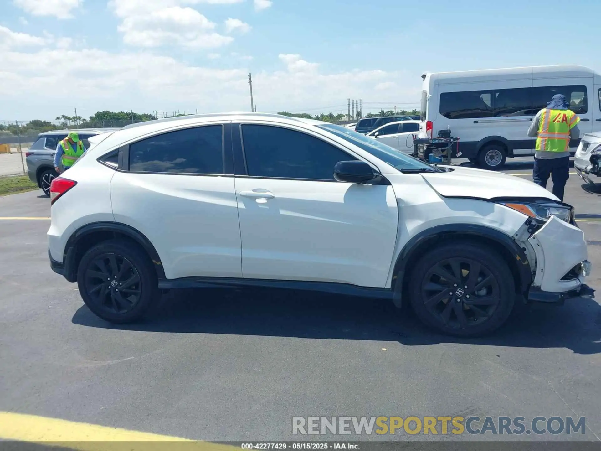 13 fotografías del automóvil dañado 3CZRU5H11MM717252 HONDA HR-V 2021
