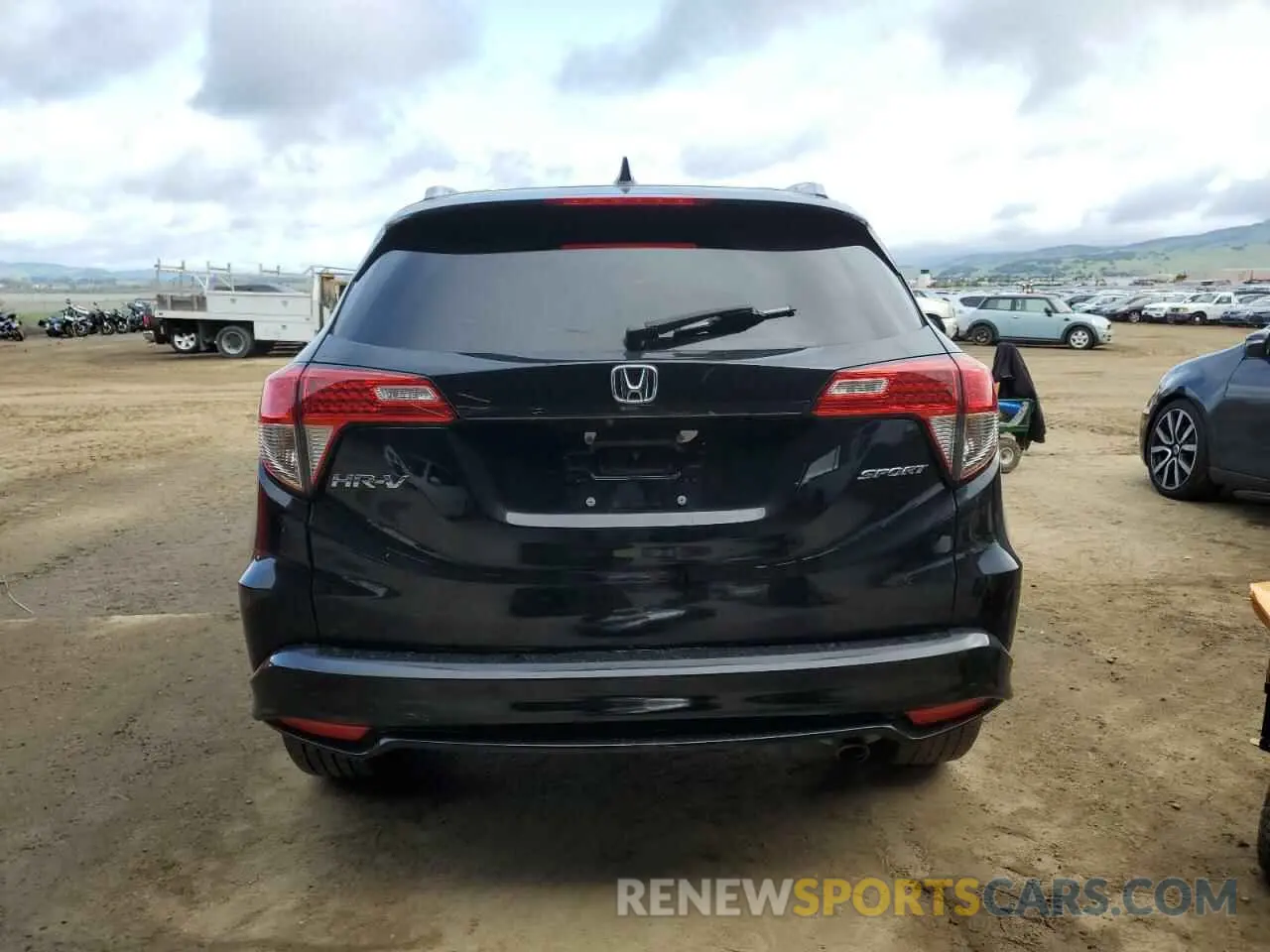6 fotografías del automóvil dañado 3CZRU5H12MM734657 HONDA HR-V 2021