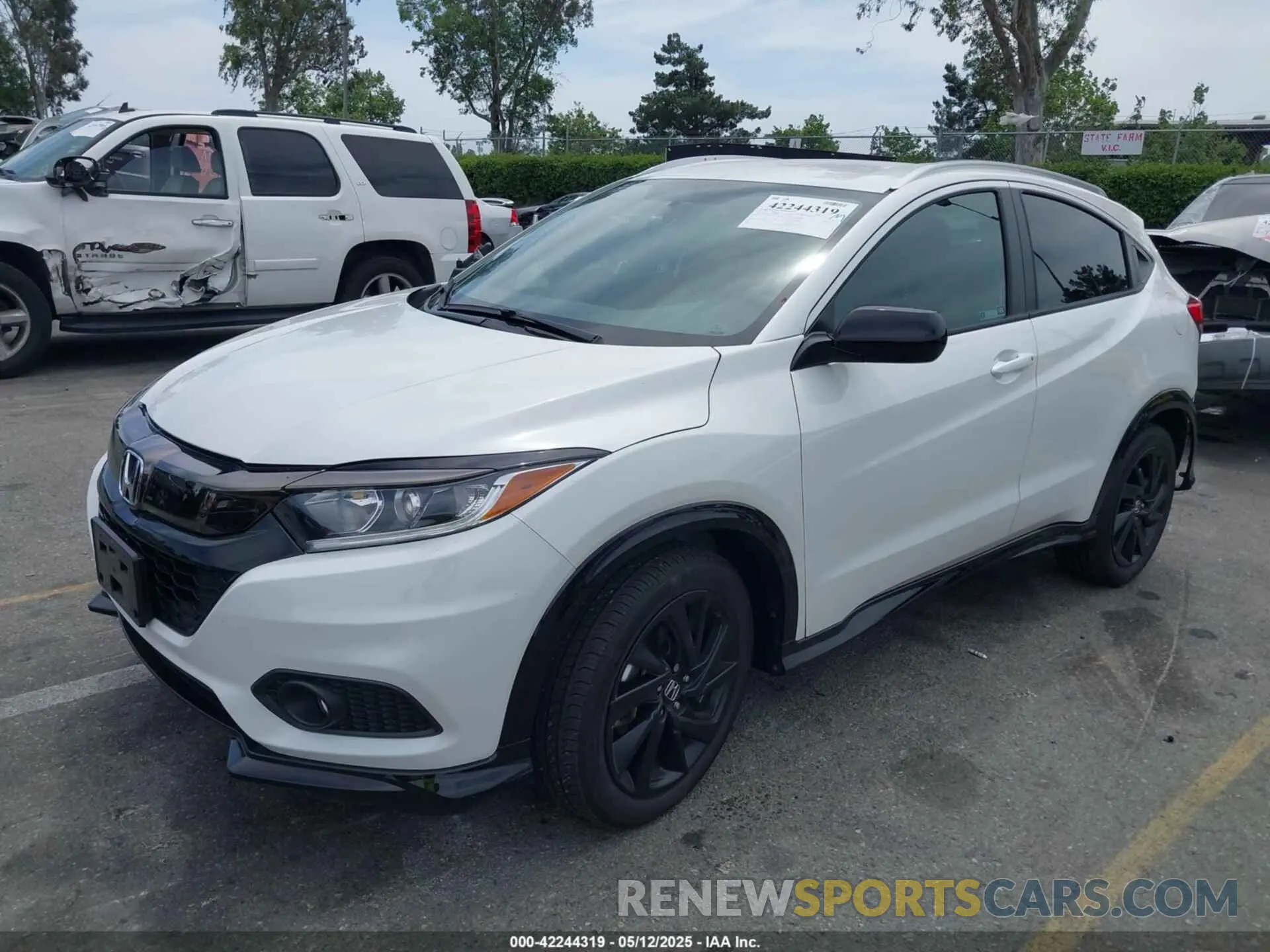 2 fotografías del automóvil dañado 3CZRU5H15MM725984 HONDA HR-V 2021