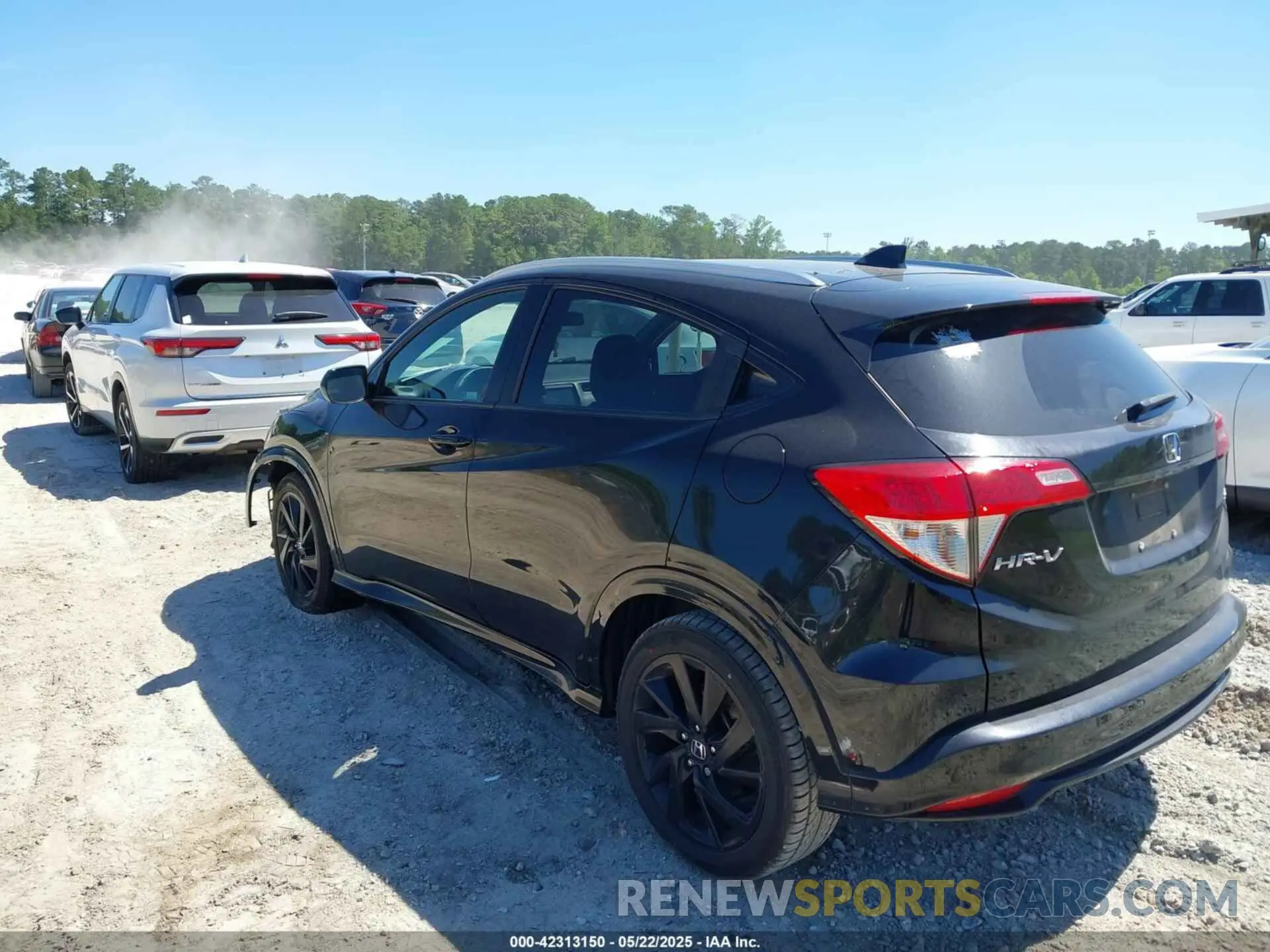 3 fotografías del automóvil dañado 3CZRU5H16MM720406 HONDA HR-V 2021