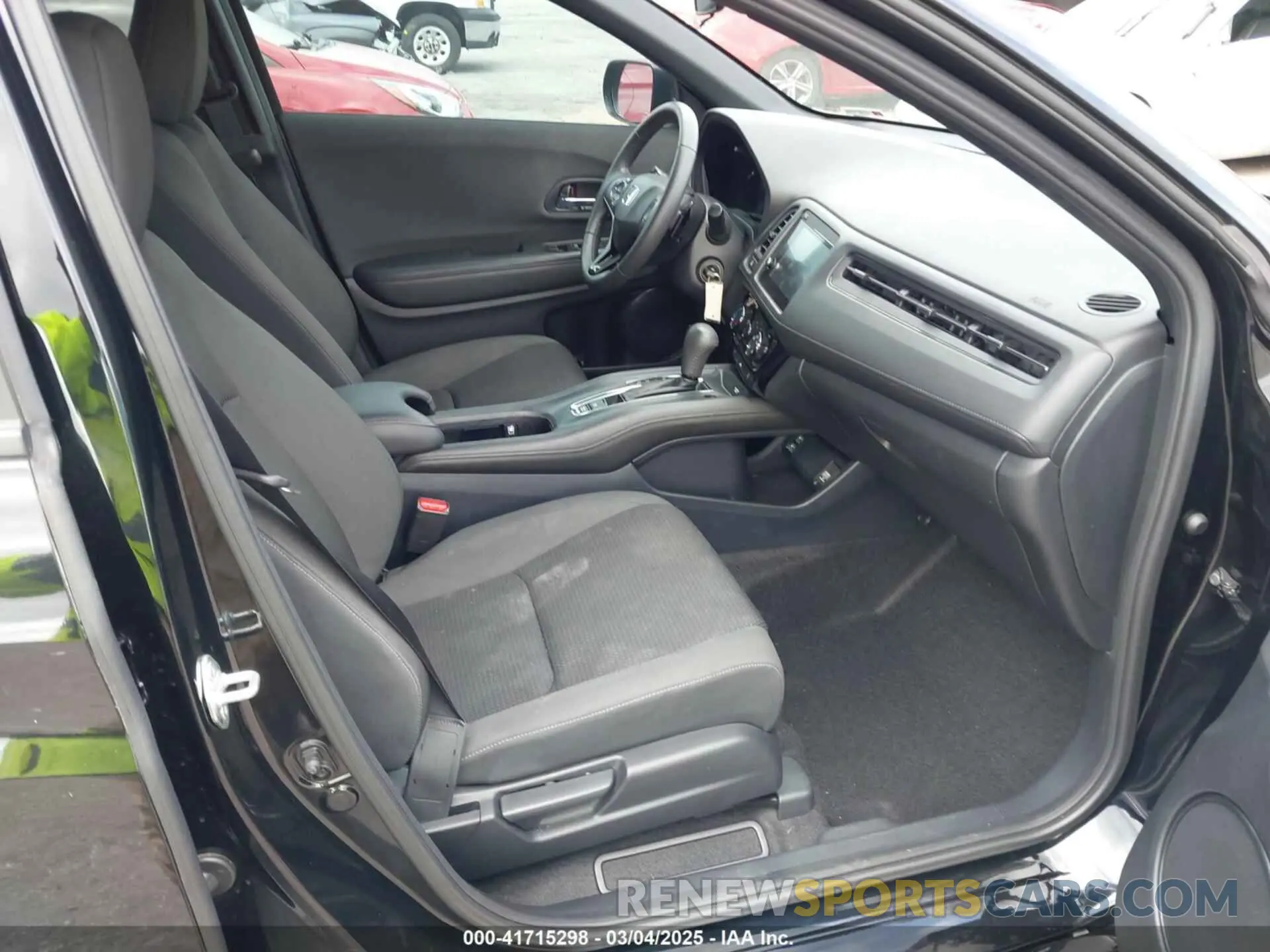 5 fotografías del automóvil dañado 3CZRU5H16MM727310 HONDA HR-V 2021
