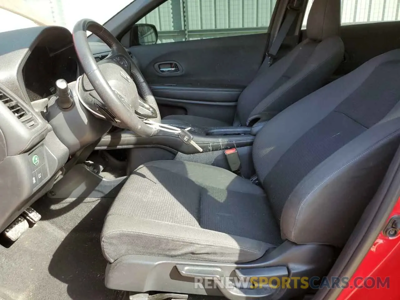 7 fotografías del automóvil dañado 3CZRU5H17MM700813 HONDA HR-V 2021