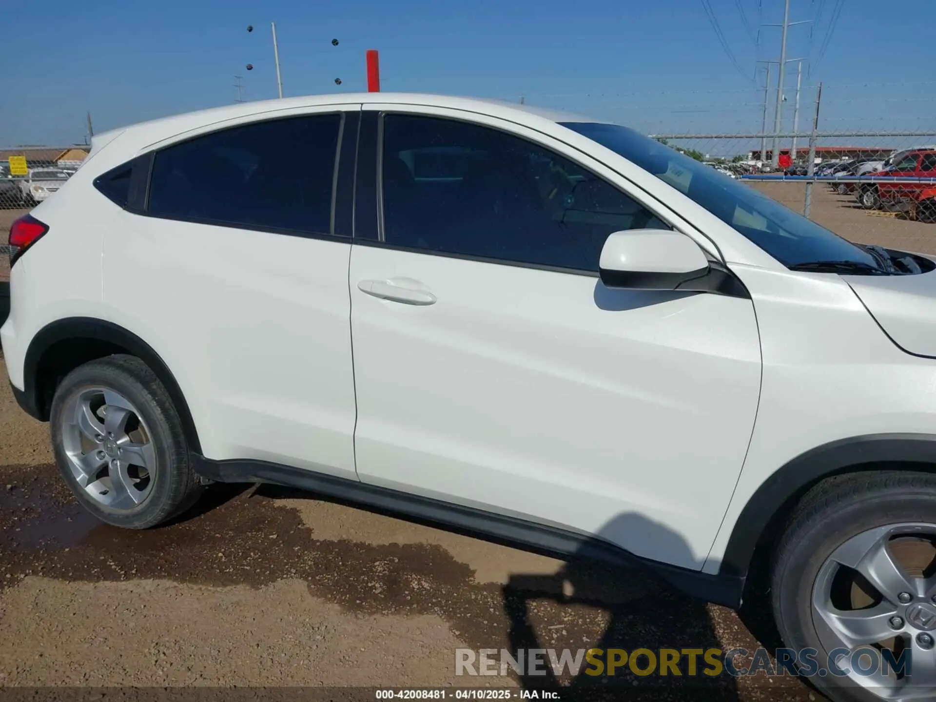 13 fotografías del automóvil dañado 3CZRU5H32MM717326 HONDA HR-V 2021