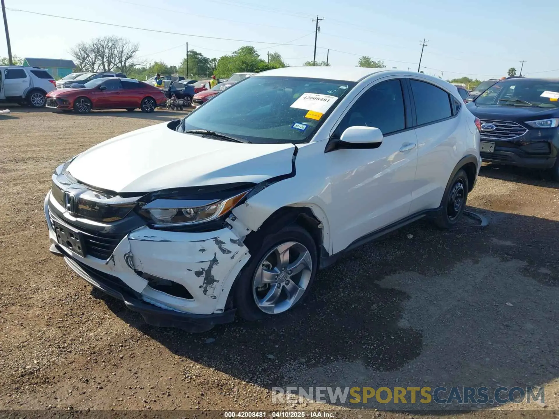 2 fotografías del automóvil dañado 3CZRU5H32MM717326 HONDA HR-V 2021