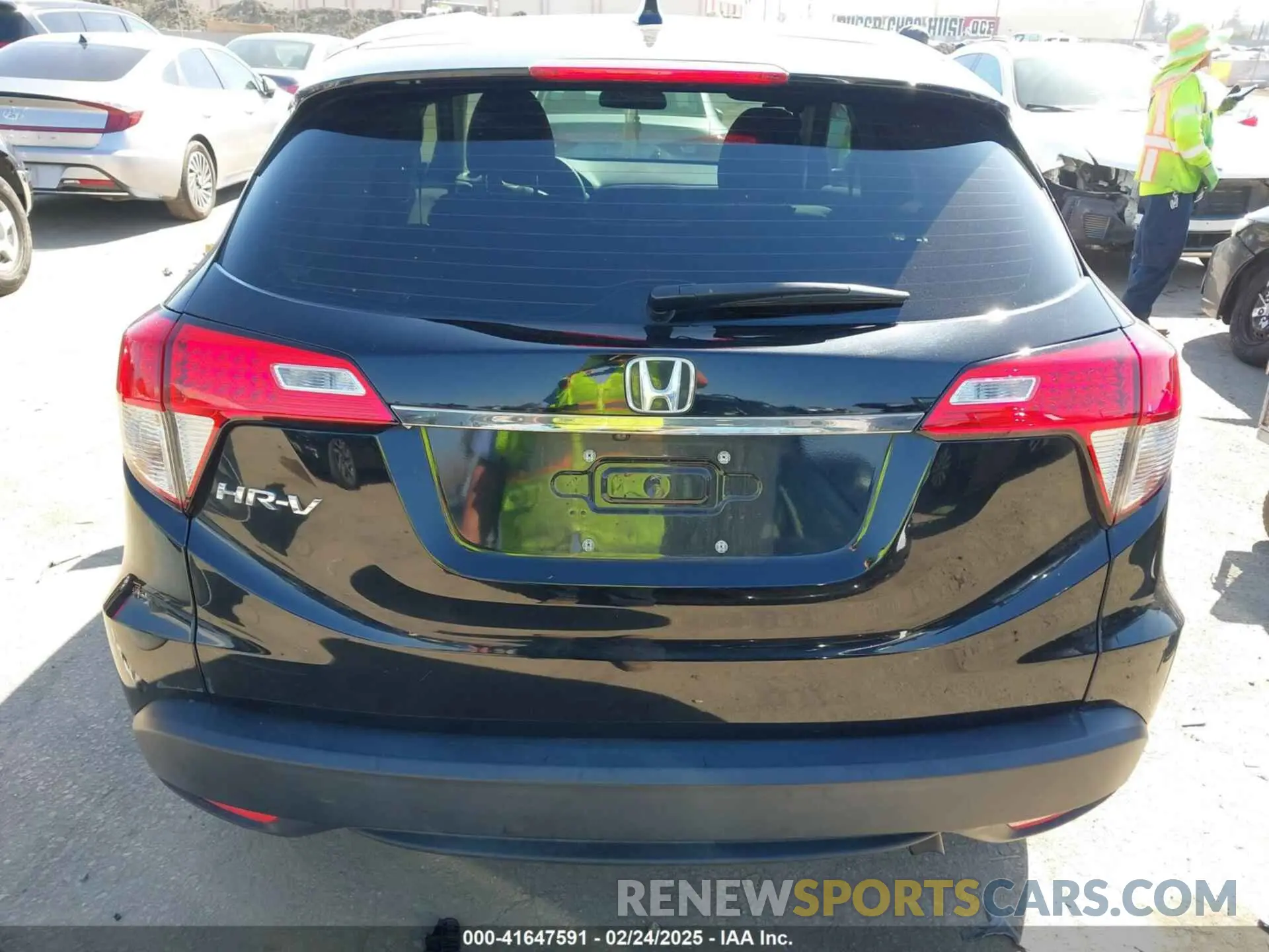 17 fotografías del automóvil dañado 3CZRU5H32MM724941 HONDA HR-V 2021