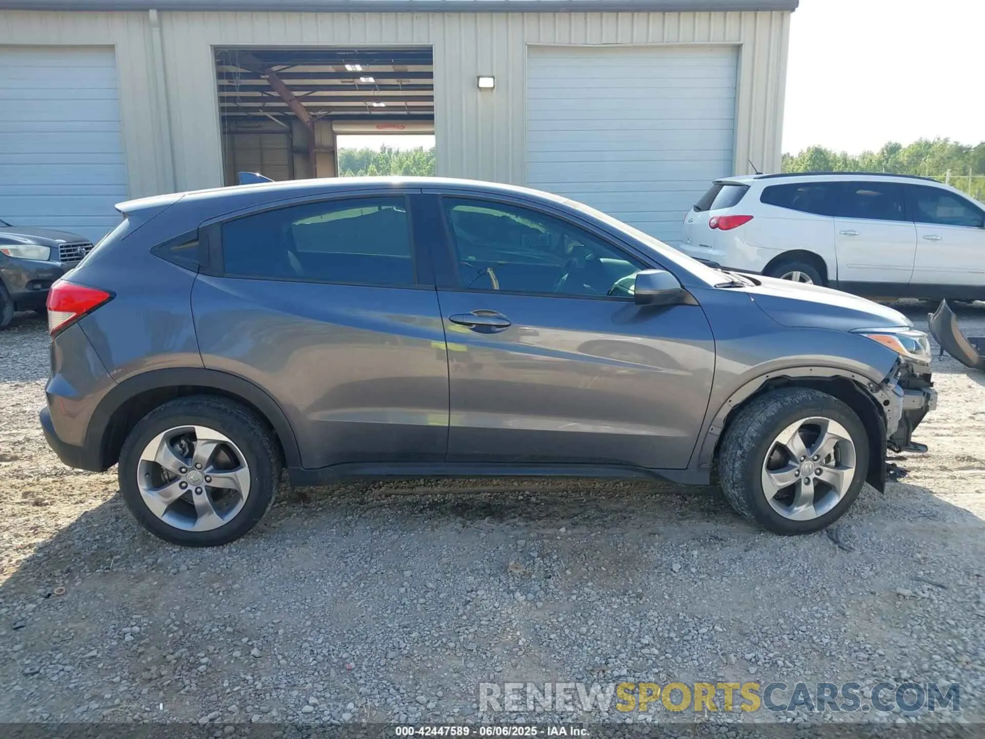 14 fotografías del automóvil dañado 3CZRU5H34MM700351 HONDA HR-V 2021
