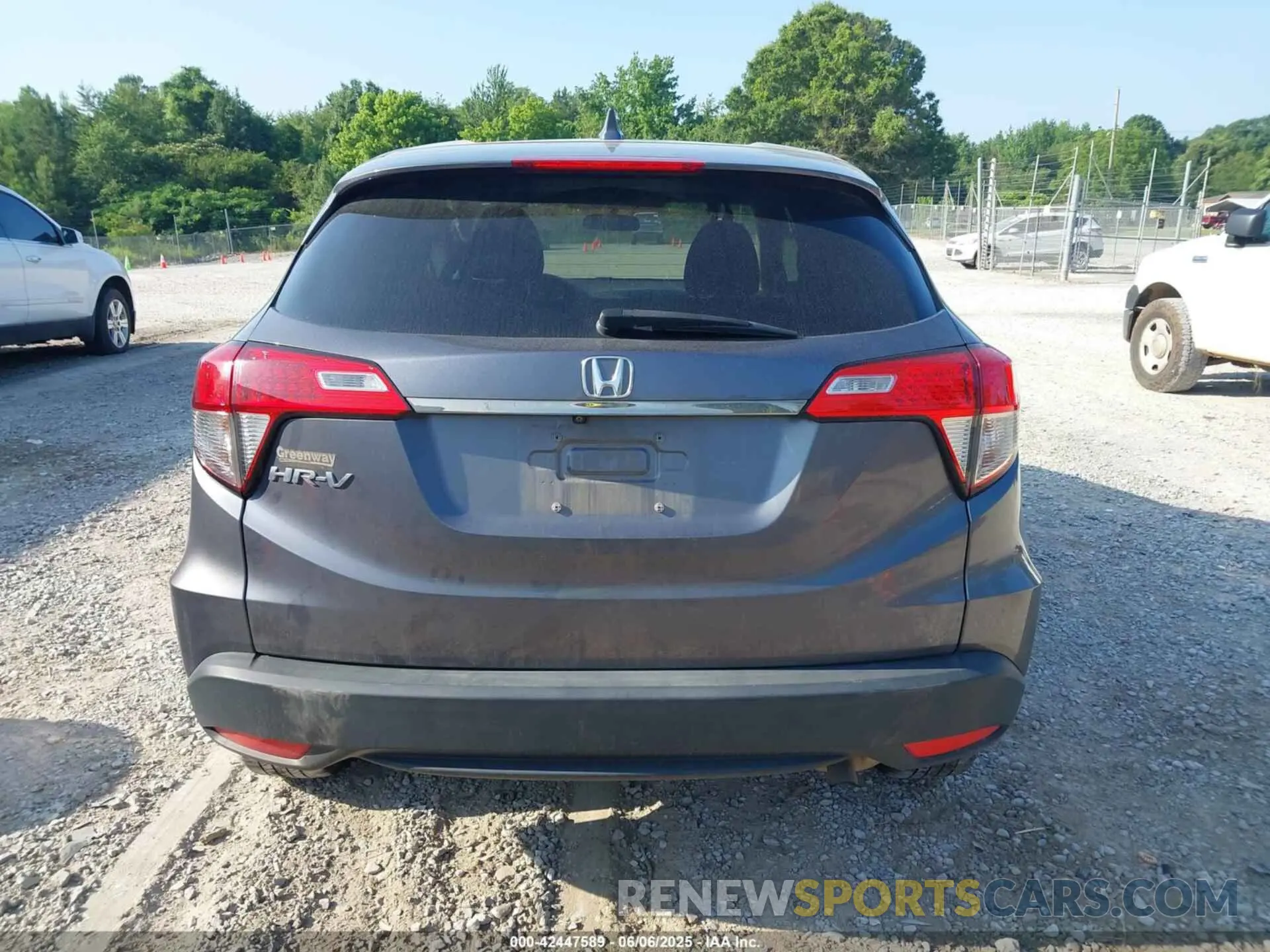 17 fotografías del automóvil dañado 3CZRU5H34MM700351 HONDA HR-V 2021