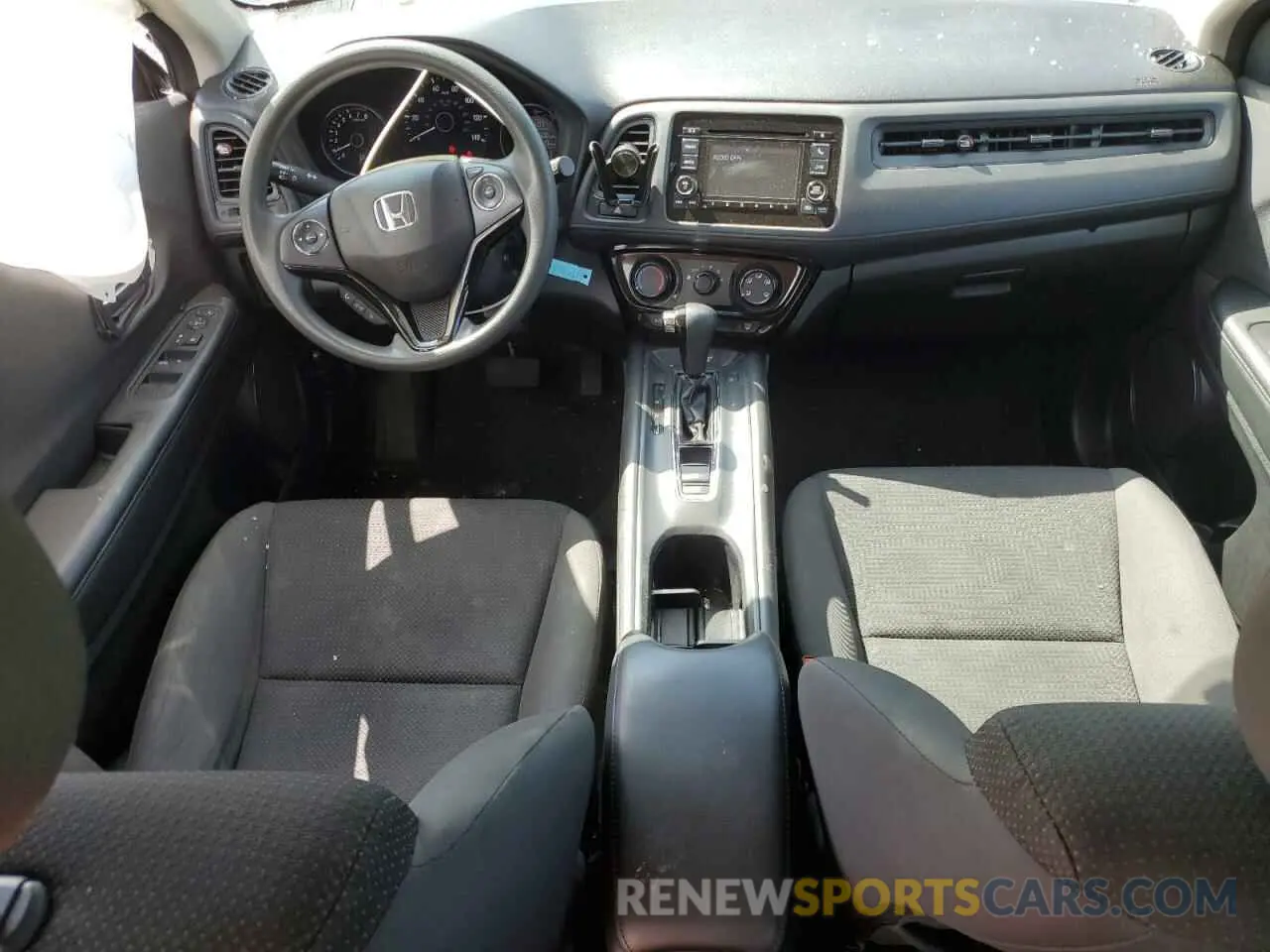 8 fotografías del automóvil dañado 3CZRU5H36MM734310 HONDA HR-V 2021
