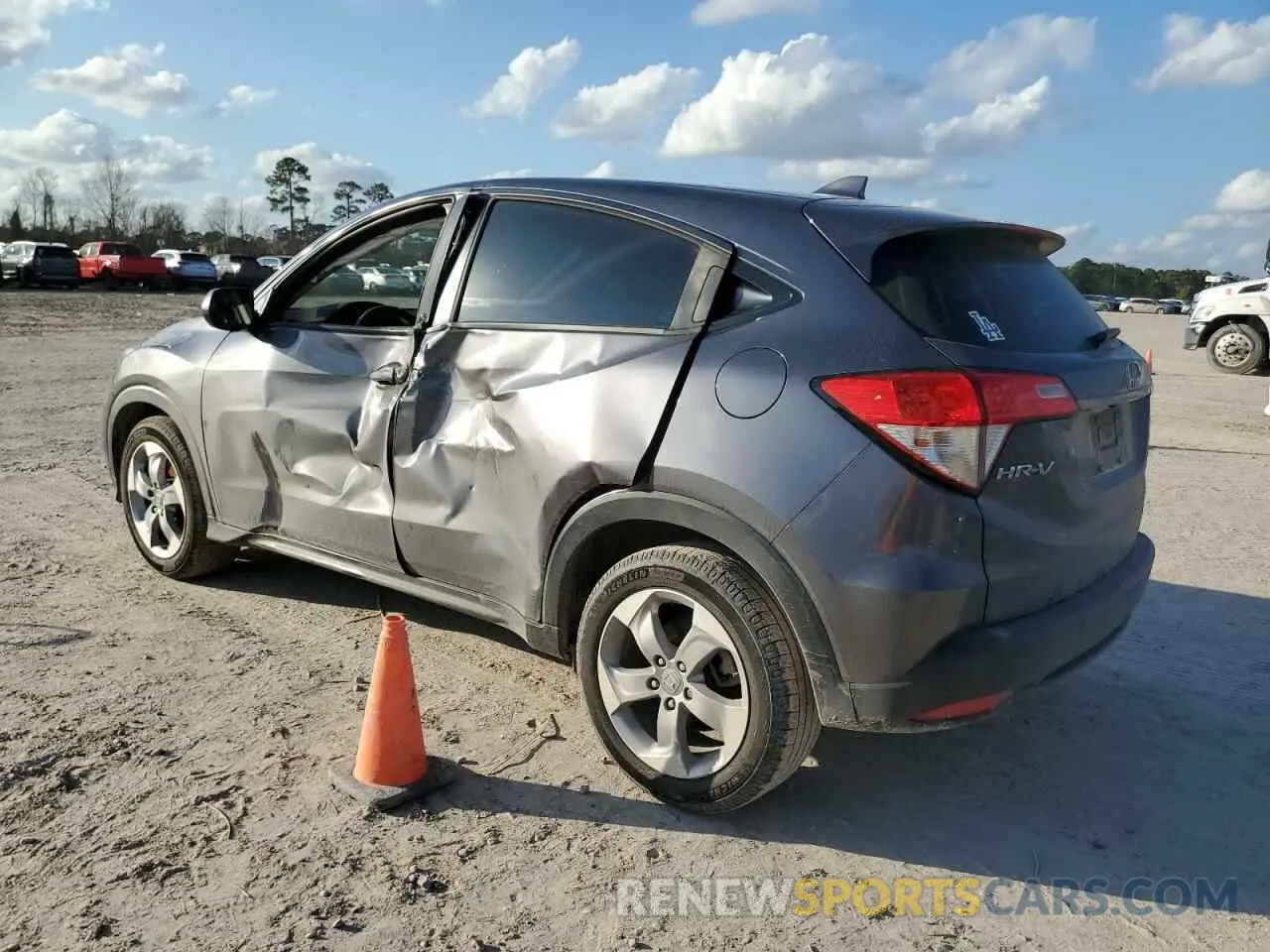 2 fotografías del automóvil dañado 3CZRU5H3XMM709801 HONDA HR-V 2021
