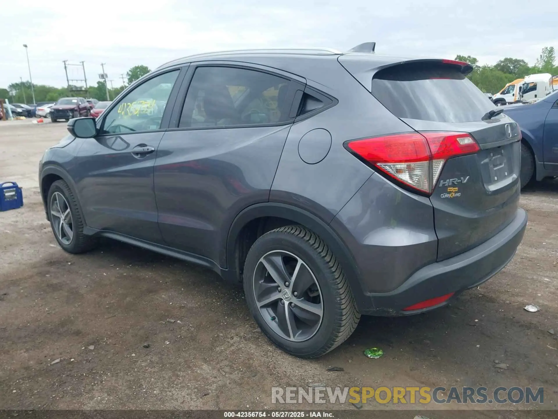 3 fotografías del automóvil dañado 3CZRU5H50MM701563 HONDA HR-V 2021