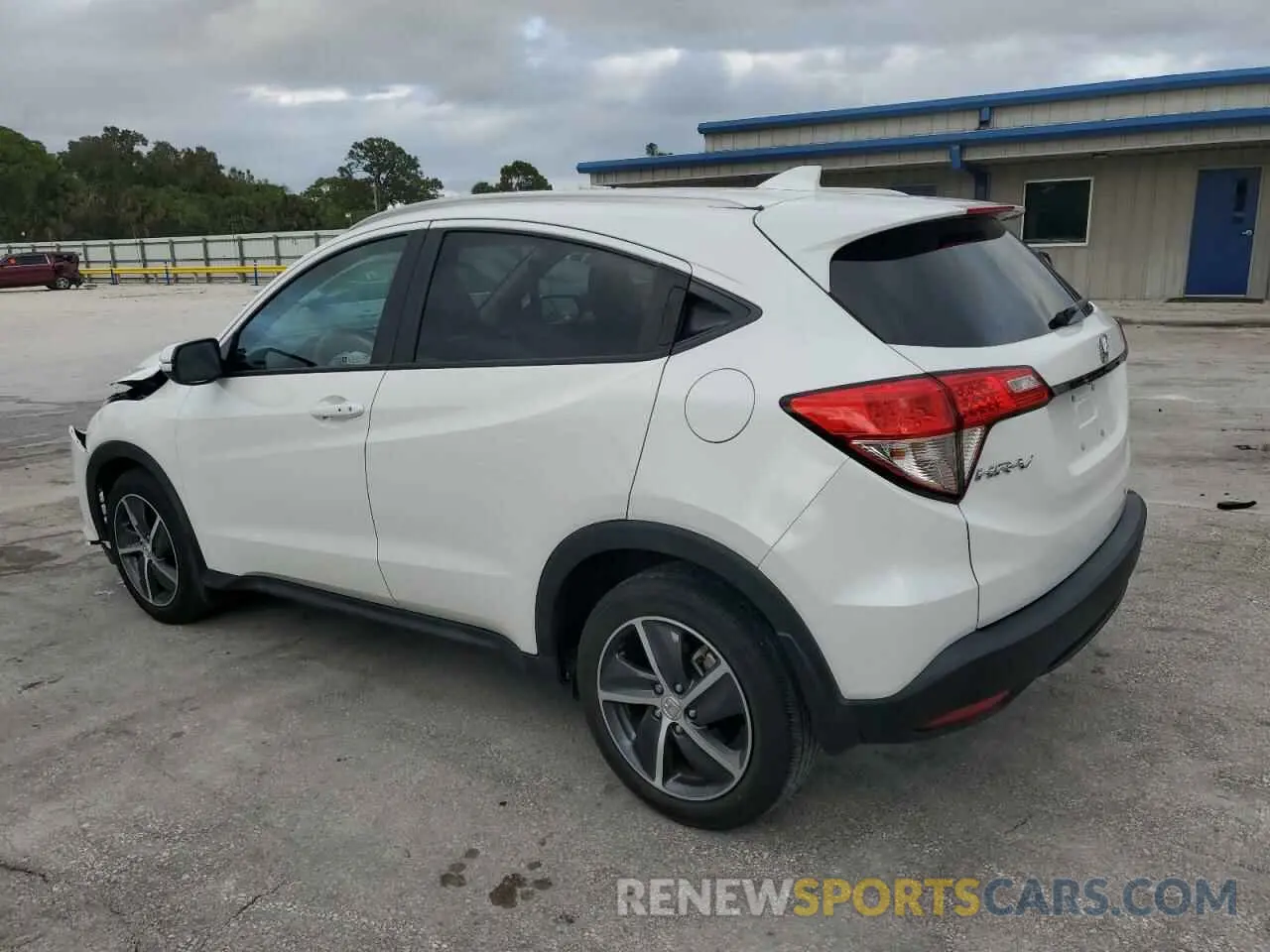 2 fotografías del automóvil dañado 3CZRU5H52MM711589 HONDA HR-V 2021