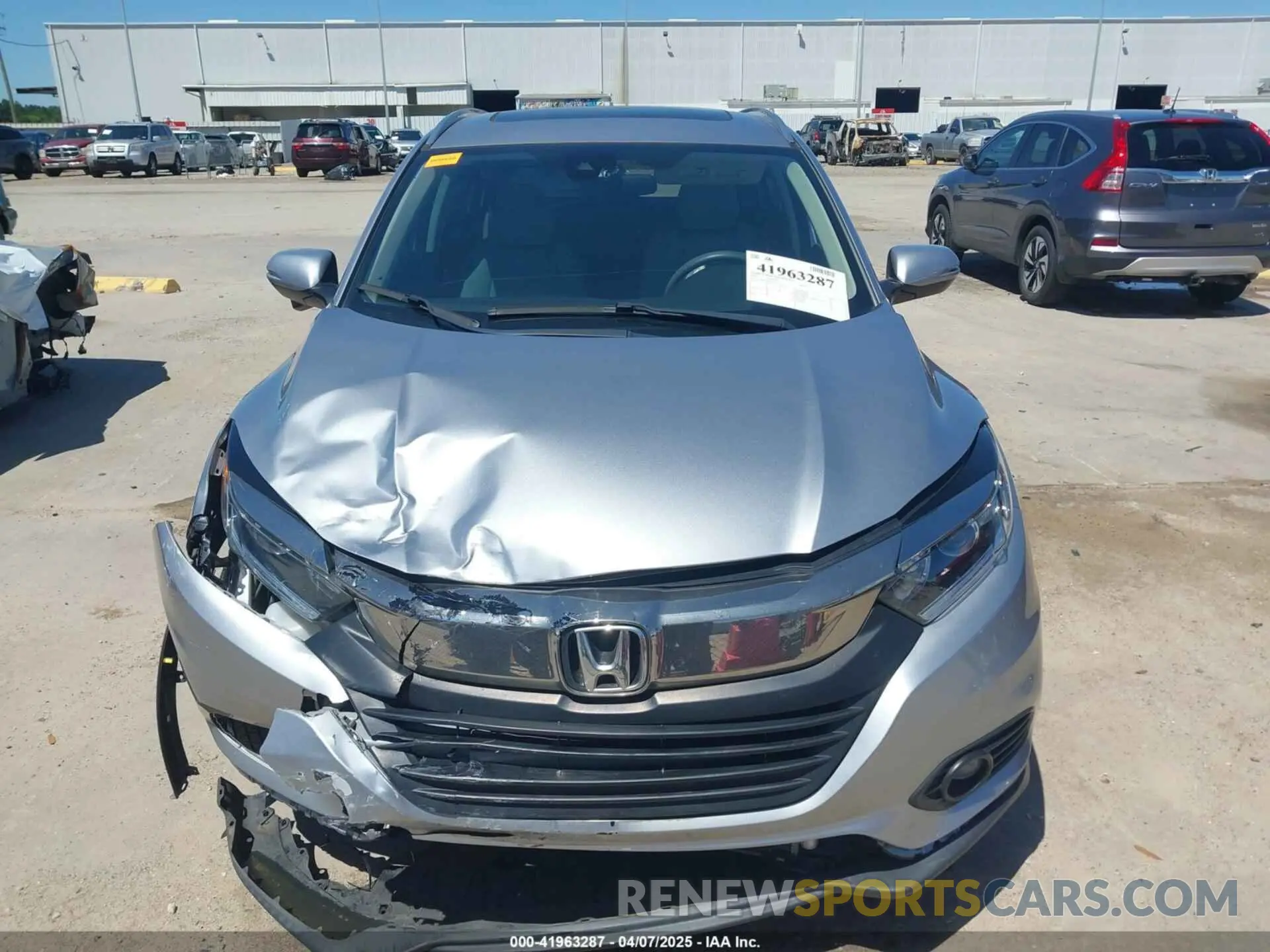 12 fotografías del automóvil dañado 3CZRU5H54MM701212 HONDA HR-V 2021