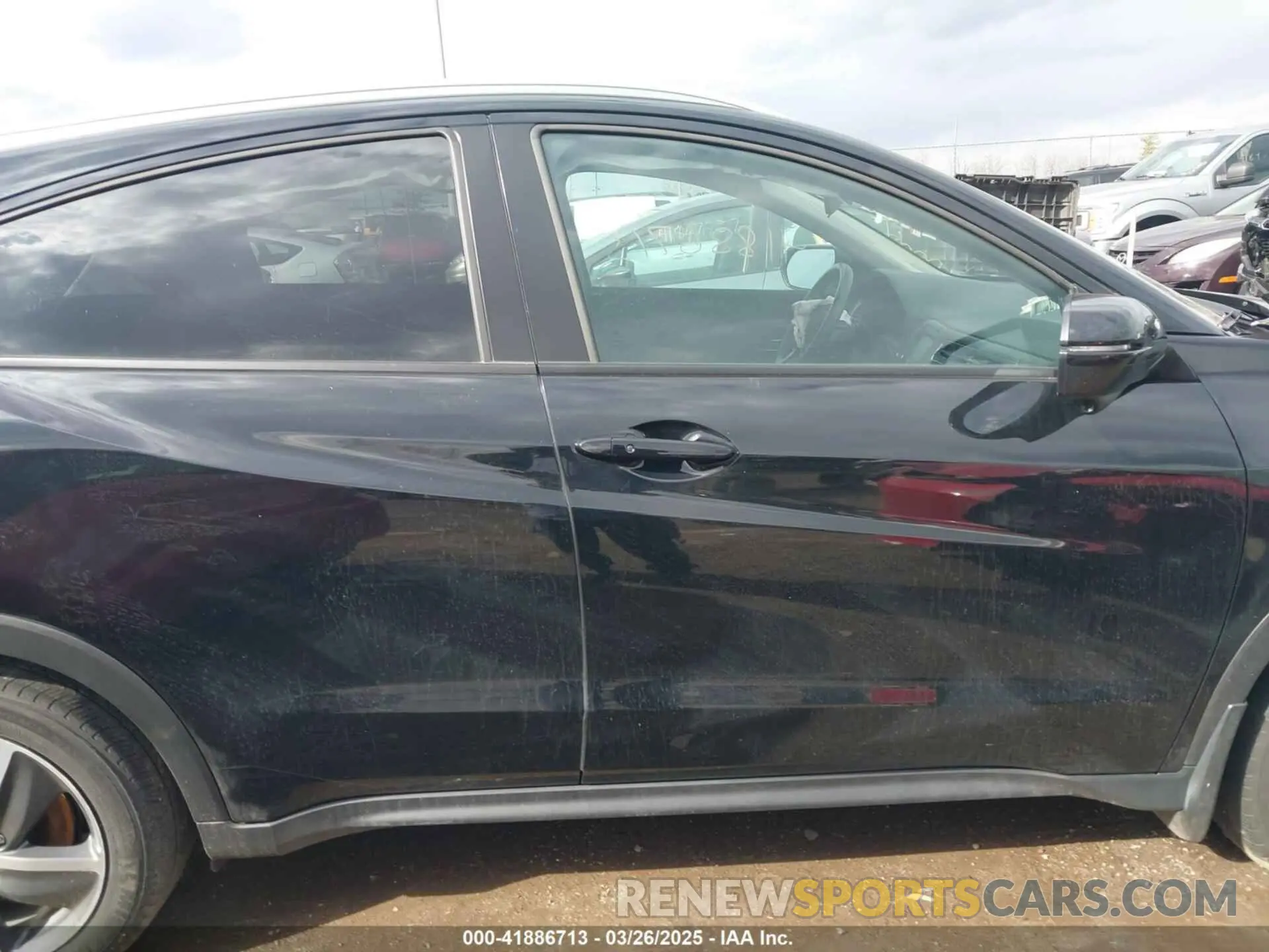 13 fotografías del automóvil dañado 3CZRU5H57MM705724 HONDA HR-V 2021
