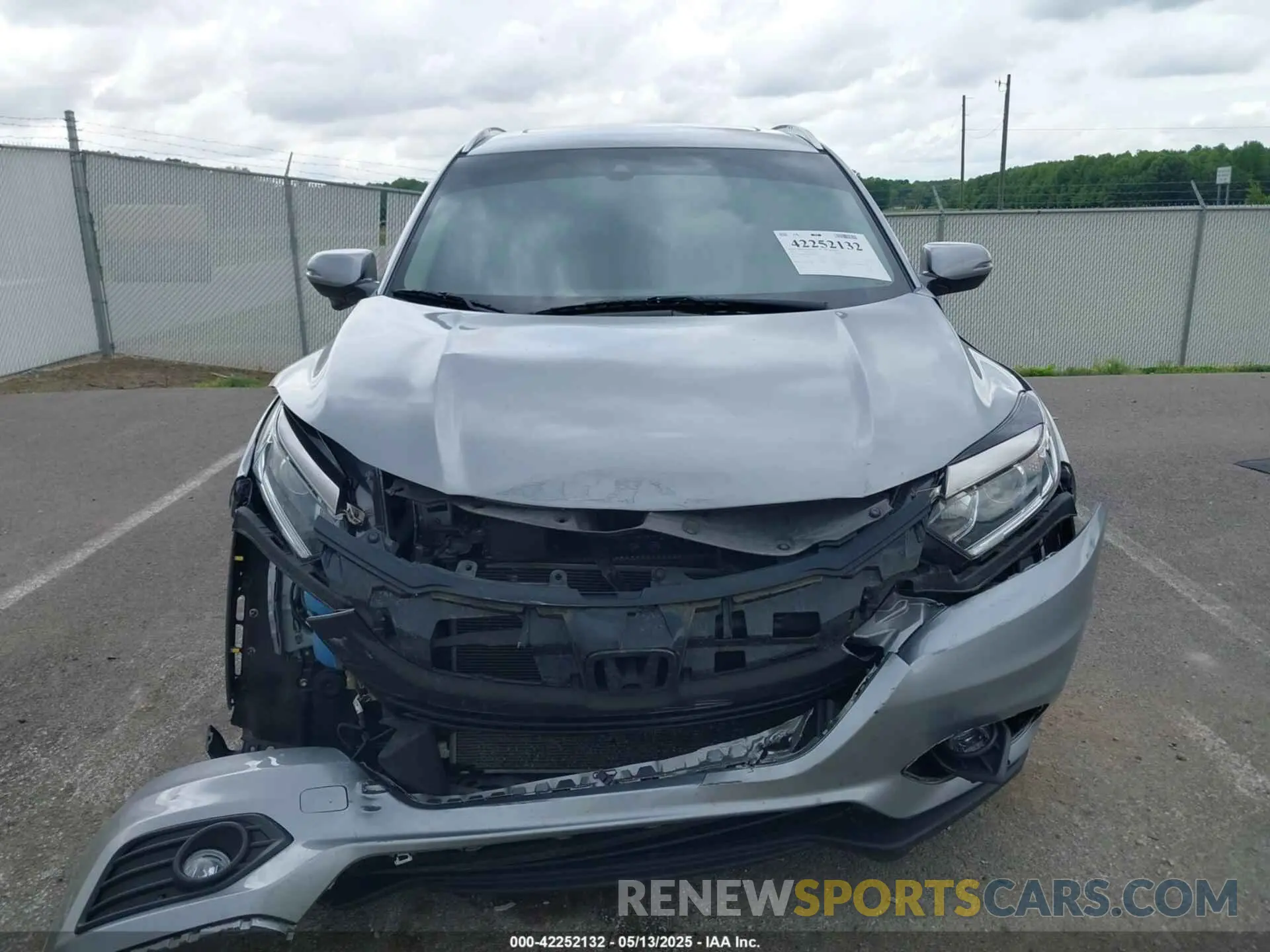 13 fotografías del automóvil dañado 3CZRU5H58MM733614 HONDA HR-V 2021