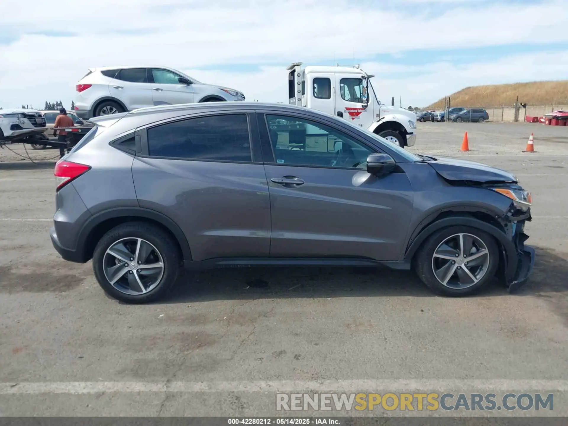 14 fotografías del automóvil dañado 3CZRU5H59MM710083 HONDA HR-V 2021
