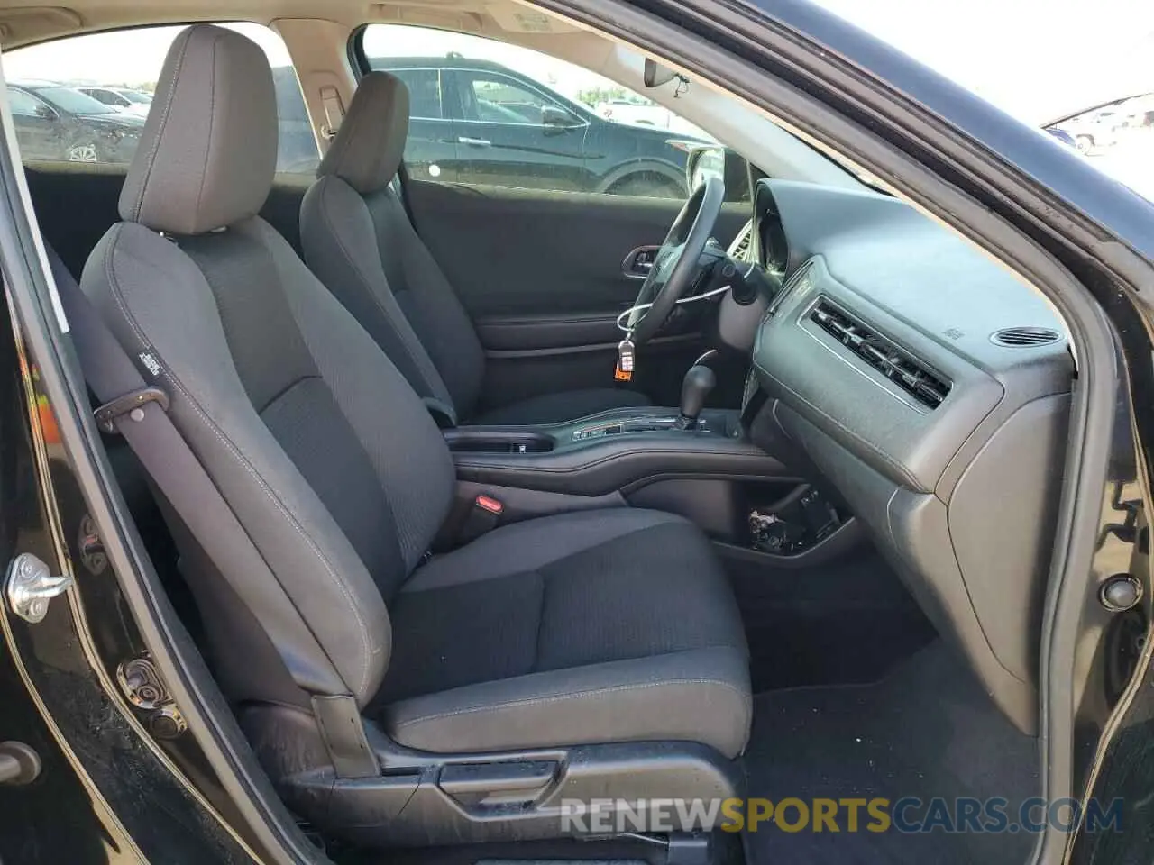 7 fotografías del automóvil dañado 3CZRU5H5XMM703031 HONDA HR-V 2021