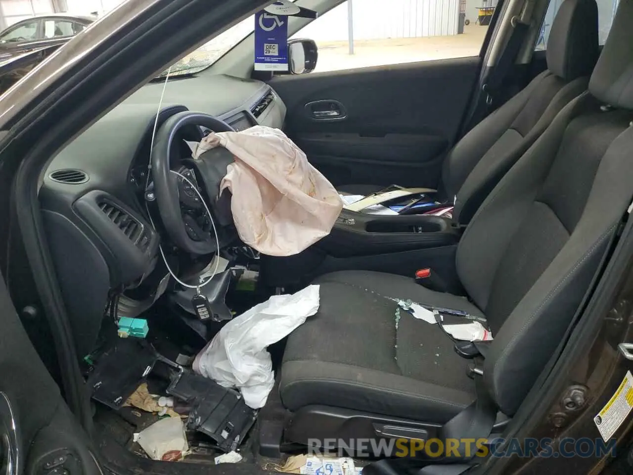 7 fotografías del automóvil dañado 3CZRU5H5XMM711825 HONDA HR-V 2021