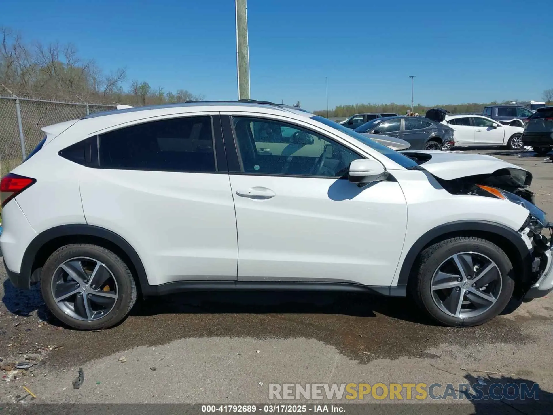 13 fotografías del automóvil dañado 3CZRU5H70MM715805 HONDA HR-V 2021