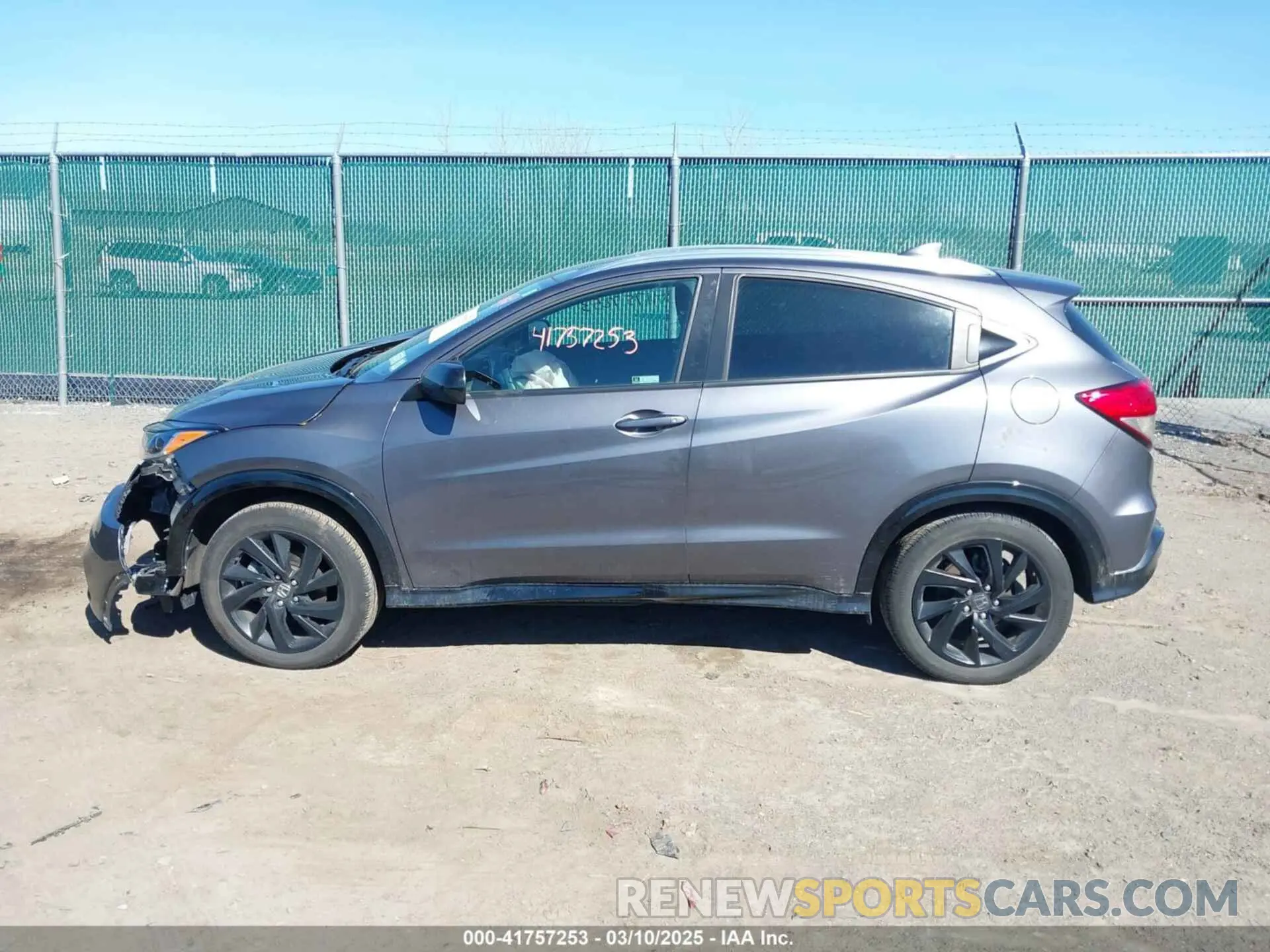 14 fotografías del automóvil dañado 3CZRU6H10MM702215 HONDA HR-V 2021