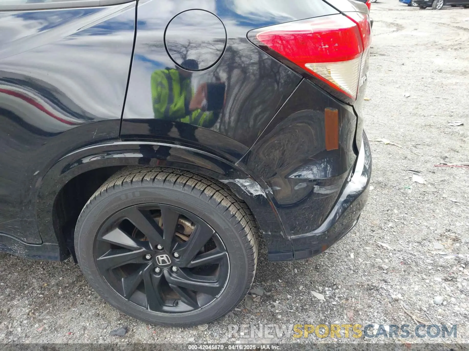 18 fotografías del automóvil dañado 3CZRU6H10MM752094 HONDA HR-V 2021