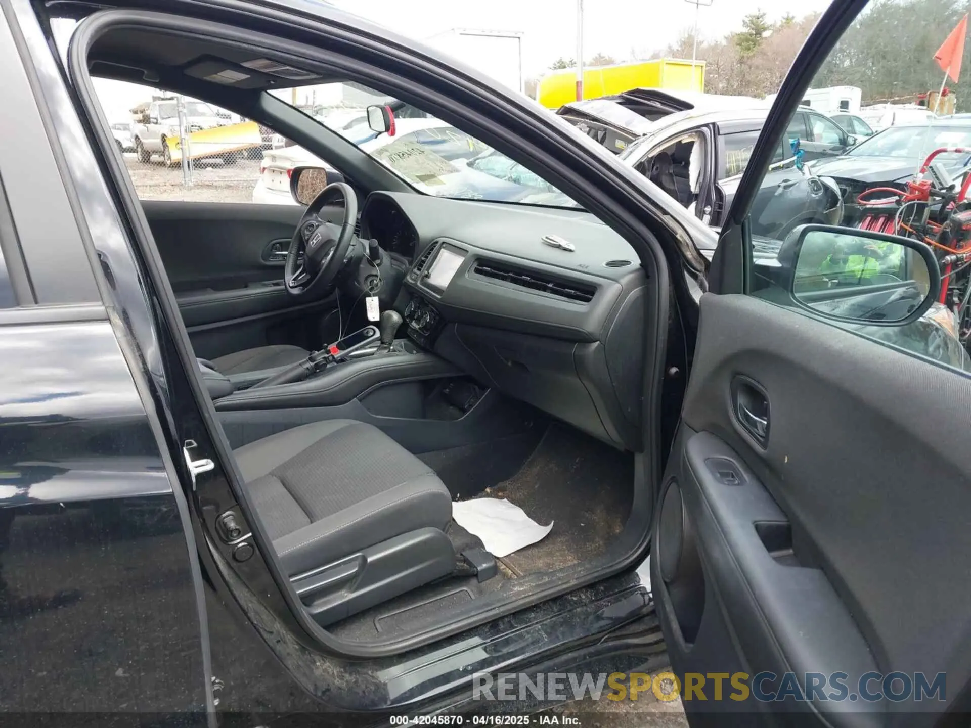 5 fotografías del automóvil dañado 3CZRU6H10MM752094 HONDA HR-V 2021