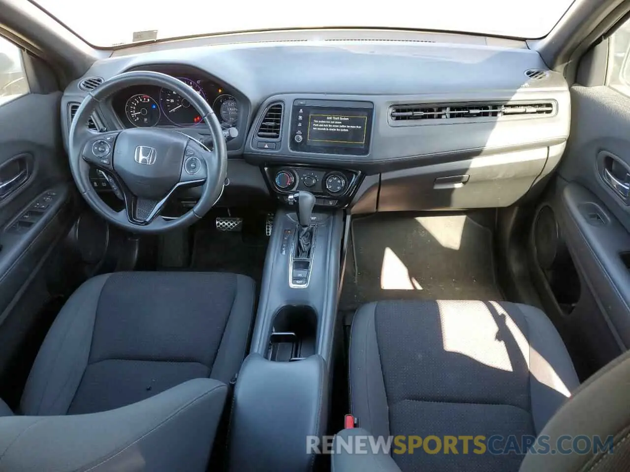 8 fotografías del automóvil dañado 3CZRU6H15MM730883 HONDA HR-V 2021