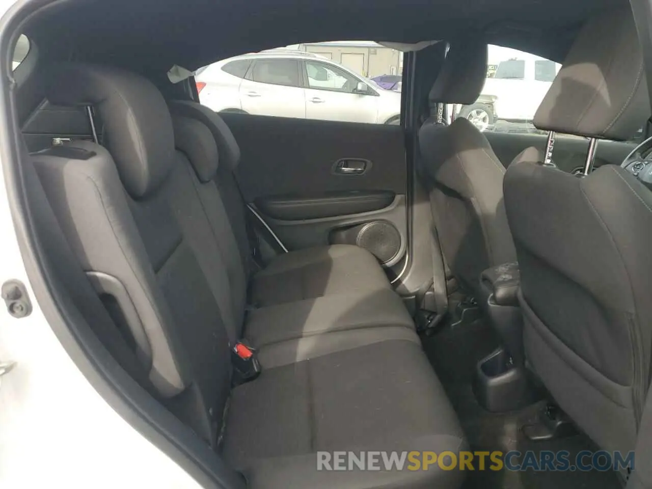 11 fotografías del automóvil dañado 3CZRU6H16MM704244 HONDA HR-V 2021