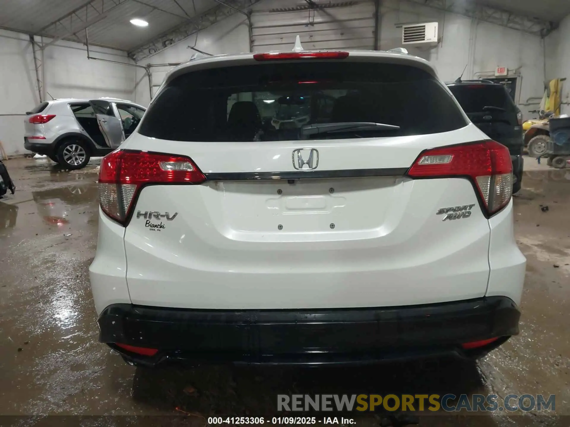 16 fotografías del automóvil dañado 3CZRU6H17MM712322 HONDA HR-V 2021