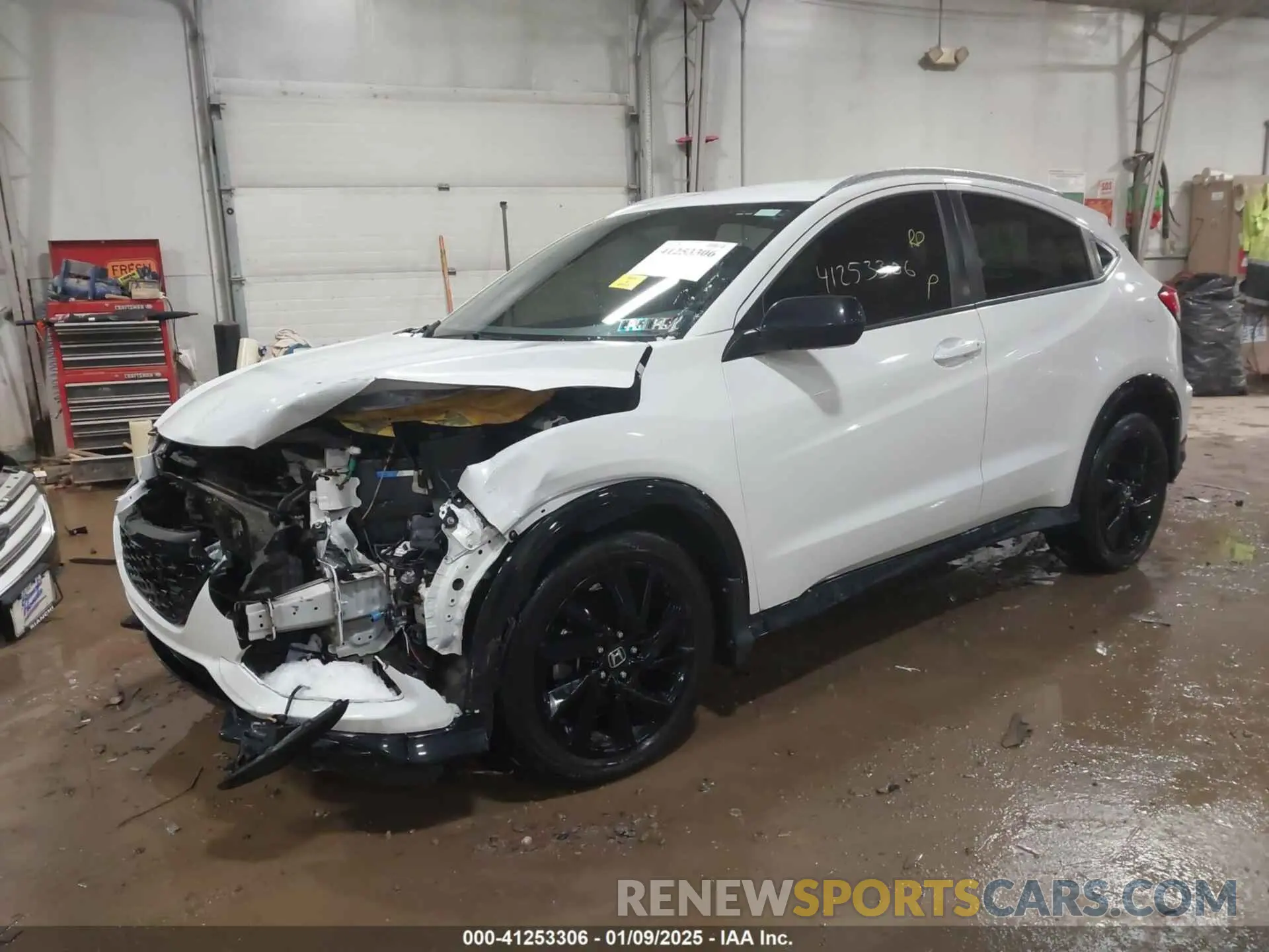 2 fotografías del automóvil dañado 3CZRU6H17MM712322 HONDA HR-V 2021