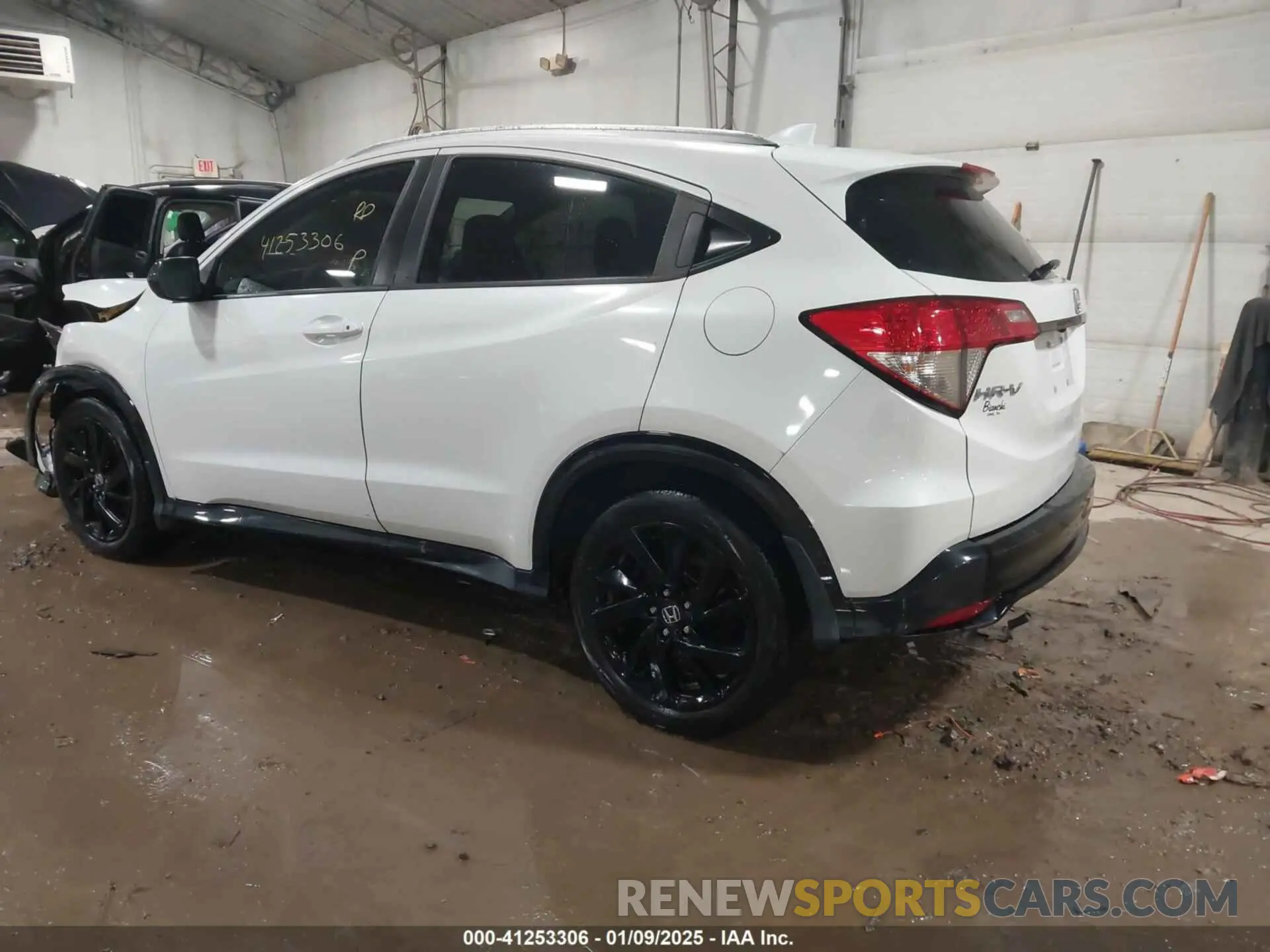 3 fotografías del automóvil dañado 3CZRU6H17MM712322 HONDA HR-V 2021