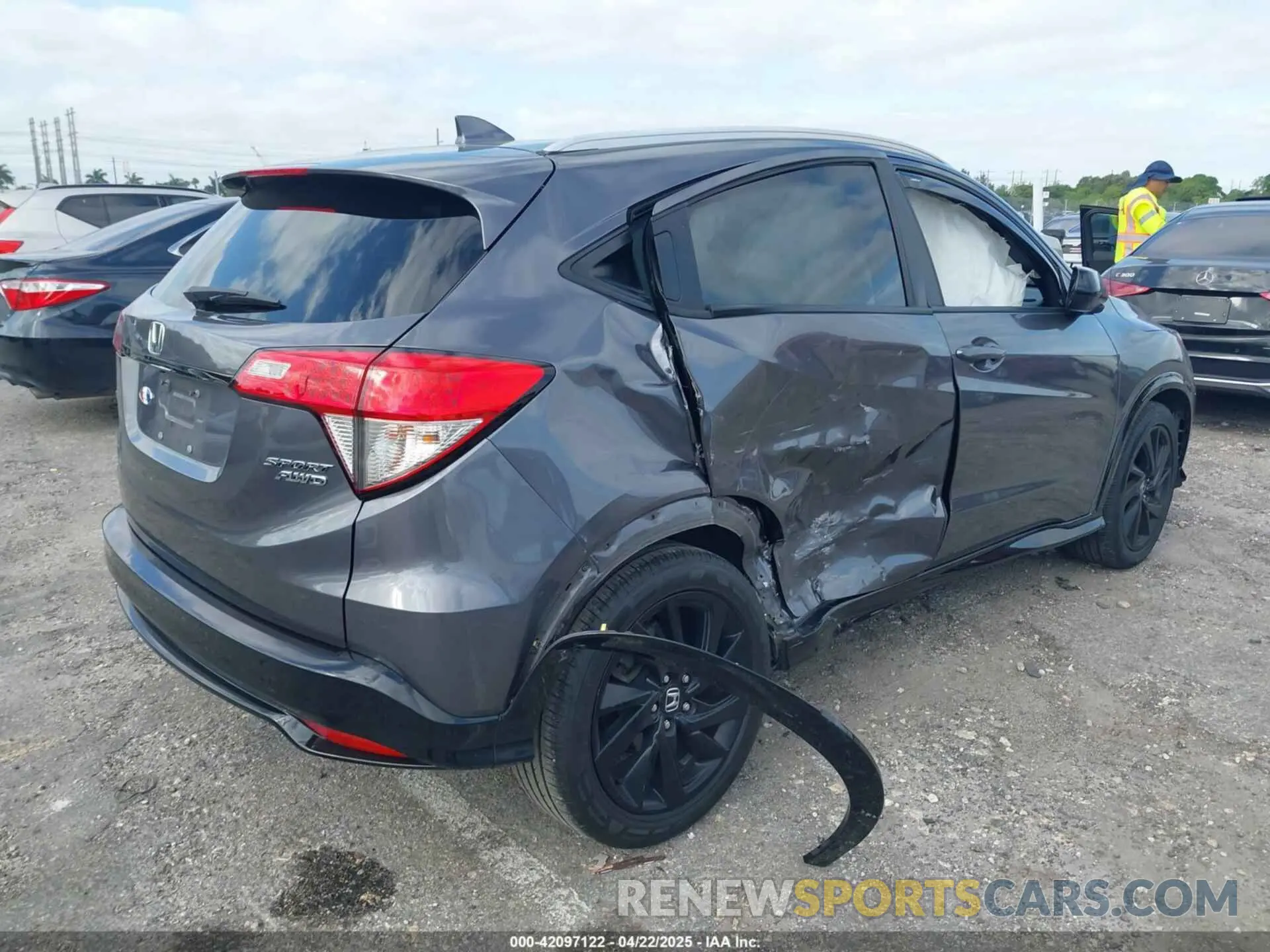 4 fotografías del automóvil dañado 3CZRU6H17MM730397 HONDA HR-V 2021