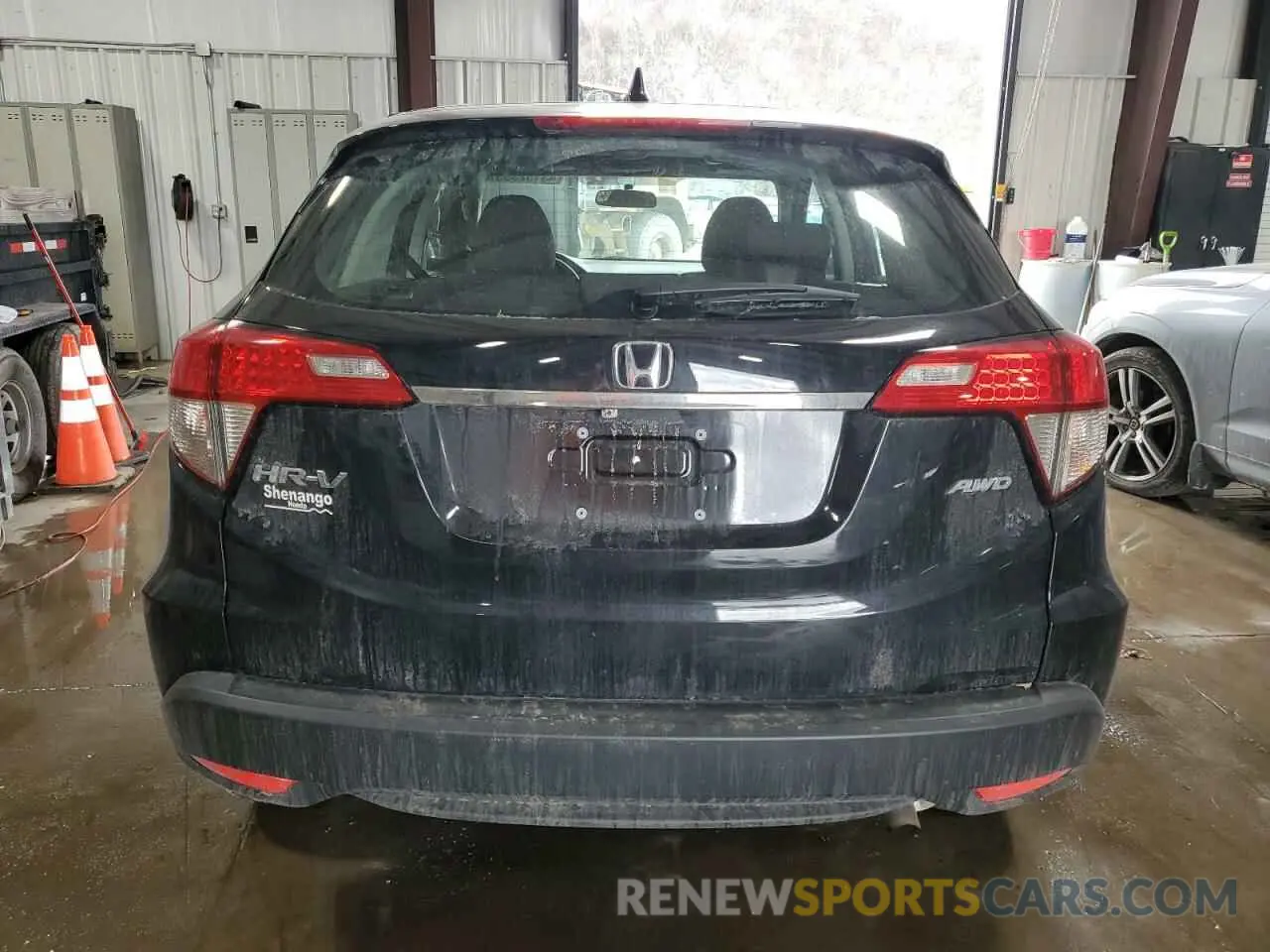 6 fotografías del automóvil dañado 3CZRU6H32MM701357 HONDA HR-V 2021